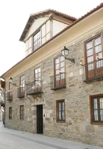 Property Building in Posada Real Casa de Tepa