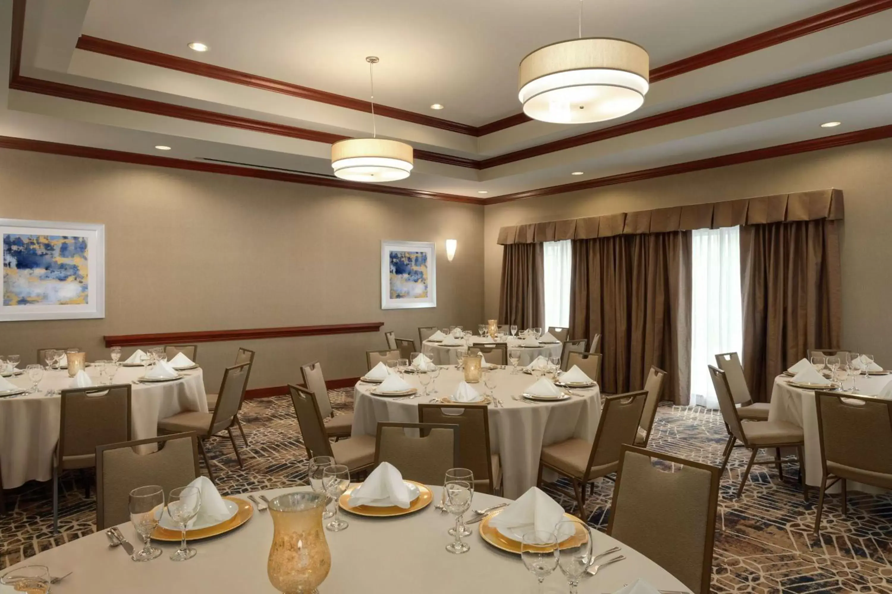 Meeting/conference room, Restaurant/Places to Eat in Homewood Suites by Hilton Fort Smith