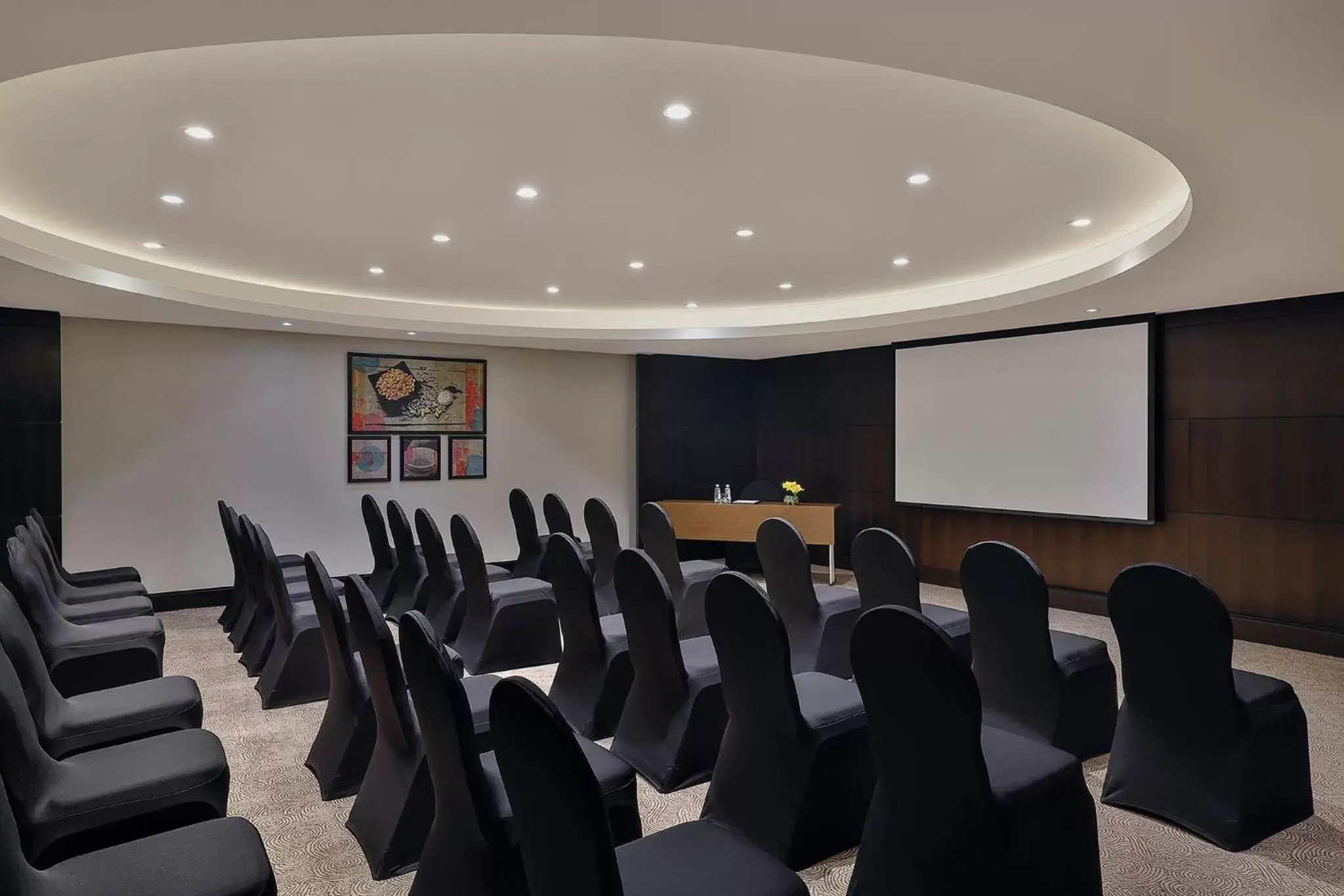 Meeting/conference room in voco - Riyadh, an IHG Hotel