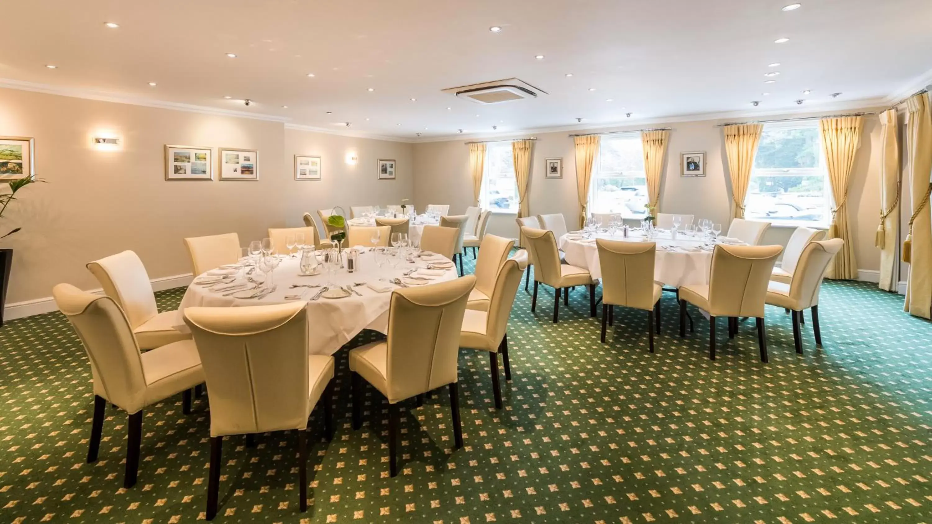 Banquet/Function facilities, Restaurant/Places to Eat in The Carlyon Bay Hotel and Spa