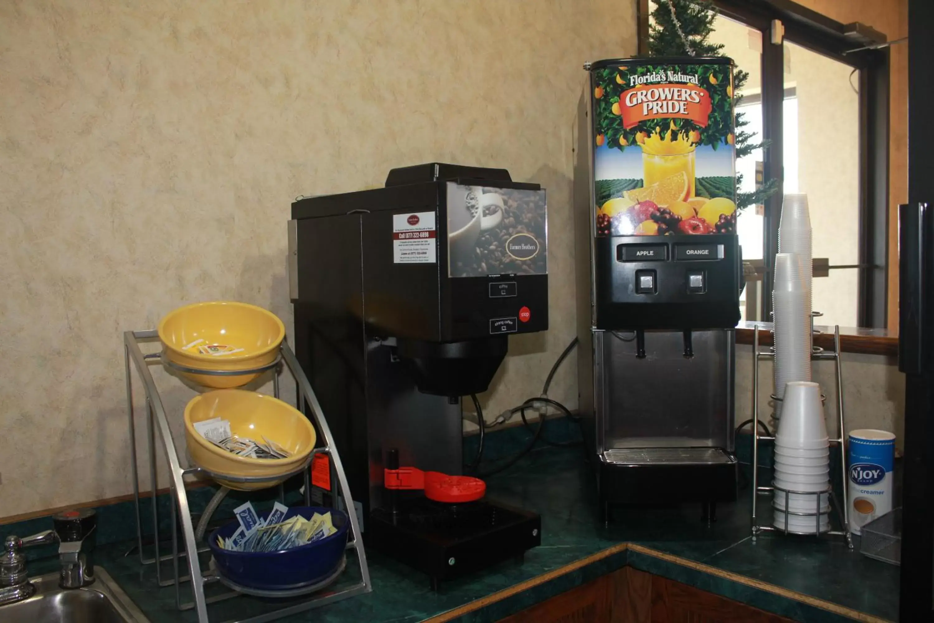 Coffee/tea facilities in Econo Lodge Oacoma
