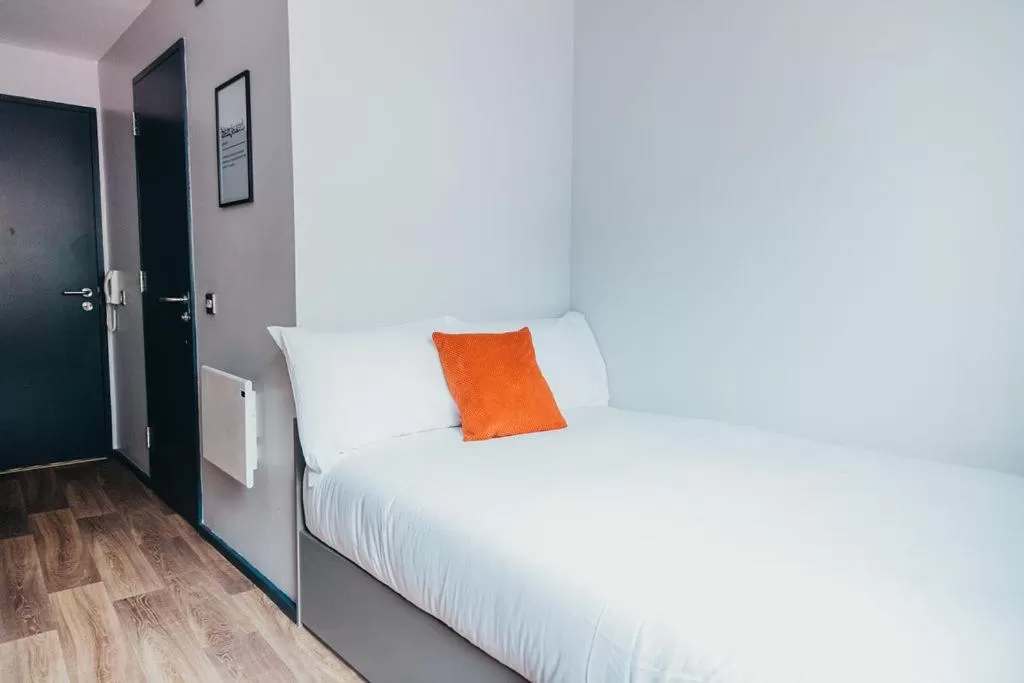 Bedroom, Bed in Quarter by the Warren Collection