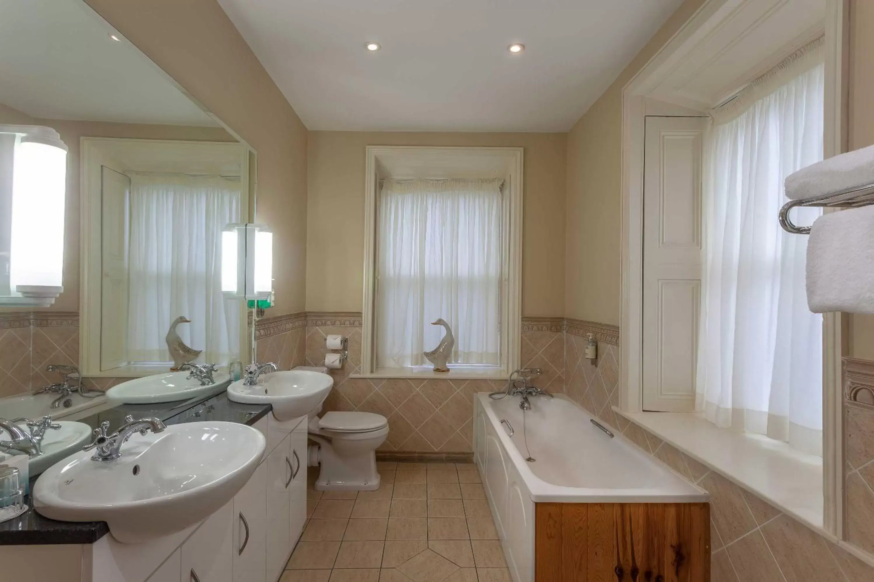Bathroom in Ballyseede Castle