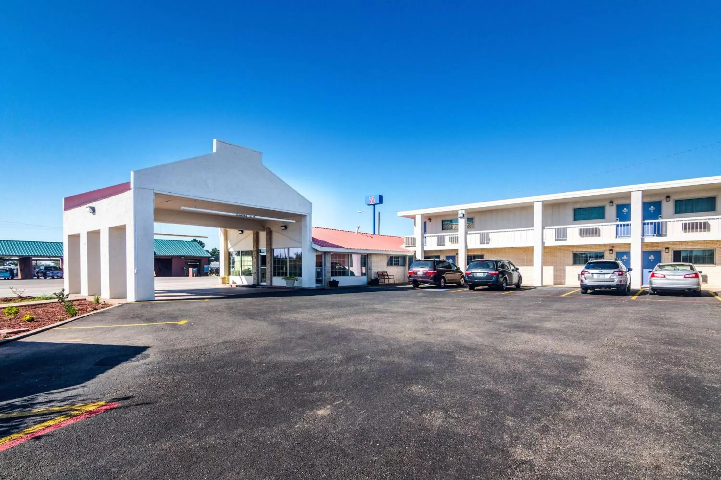 Property Building in Motel 6-Childress, TX