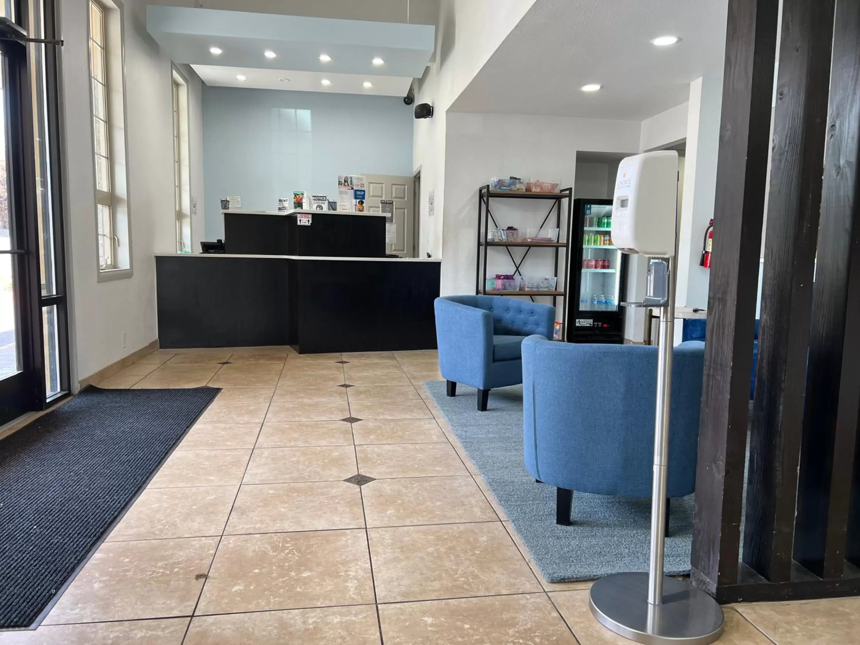 Lobby or reception, Lobby/Reception in Quality Inn Portland Airport PDX Lobby or reception, Lobby/Reception in Quality Inn Portland Airport PDX