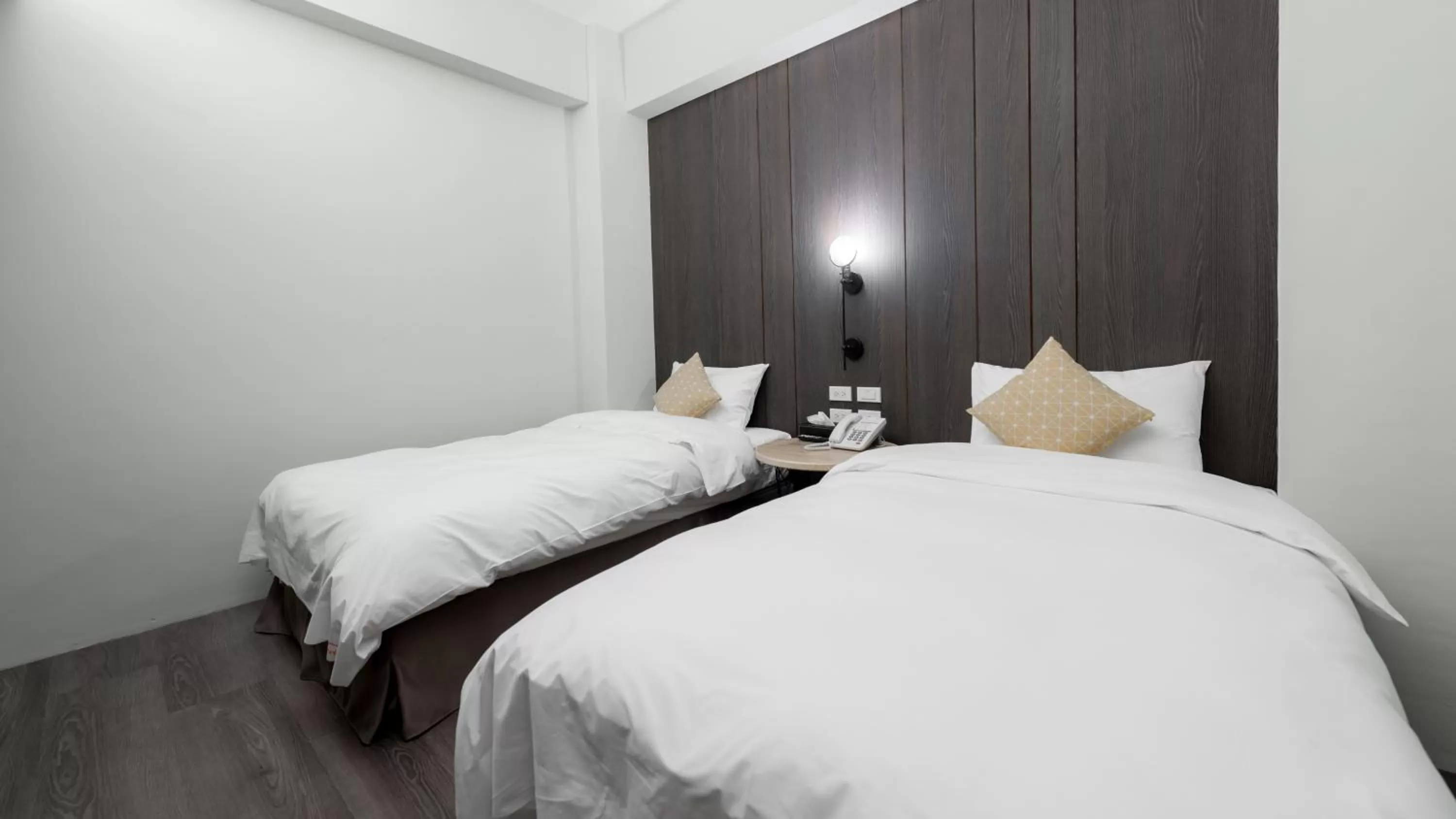 Bed in Wountain Hotel