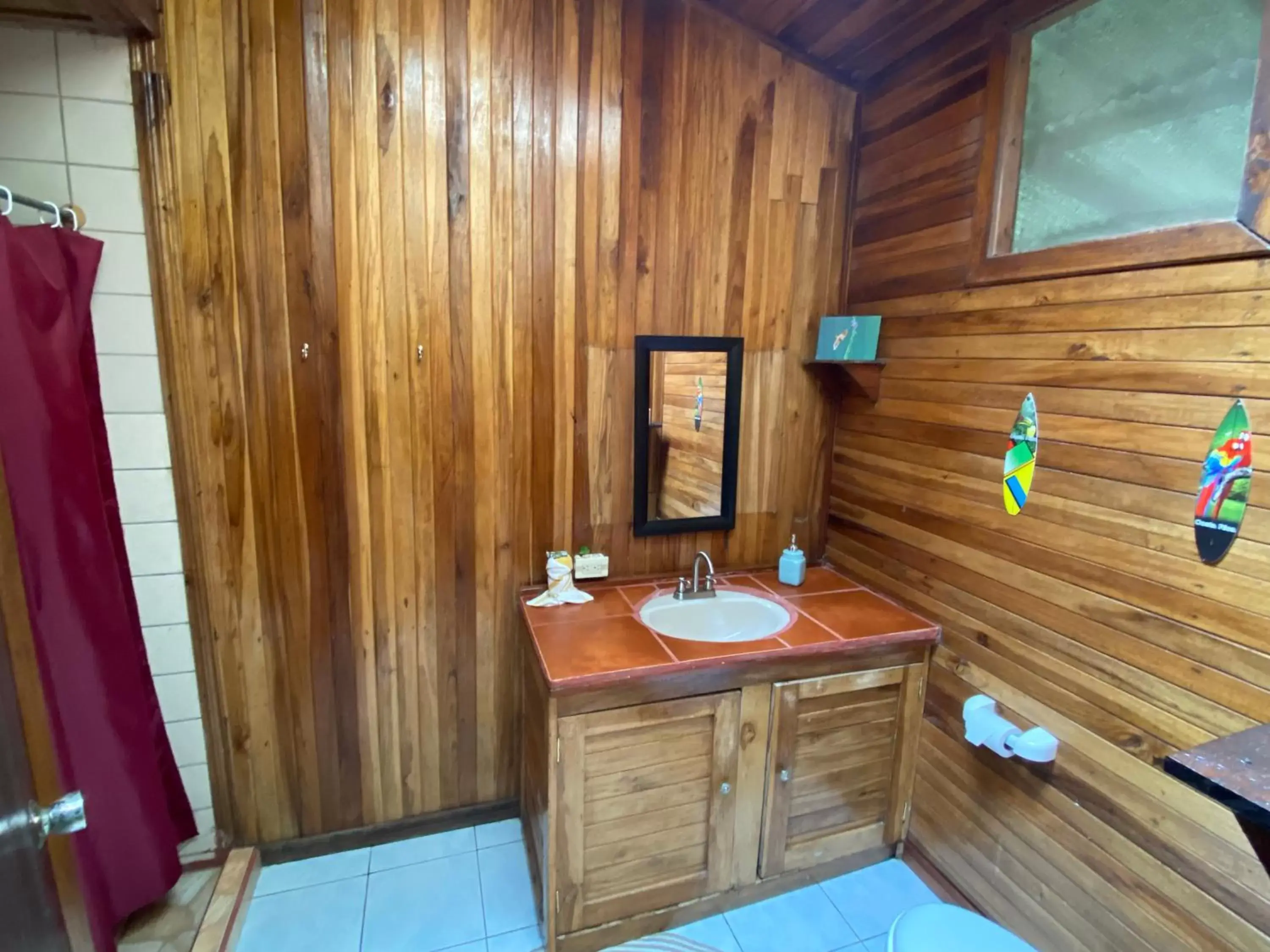 Bathroom in Birds & Breakfast Costa Rica