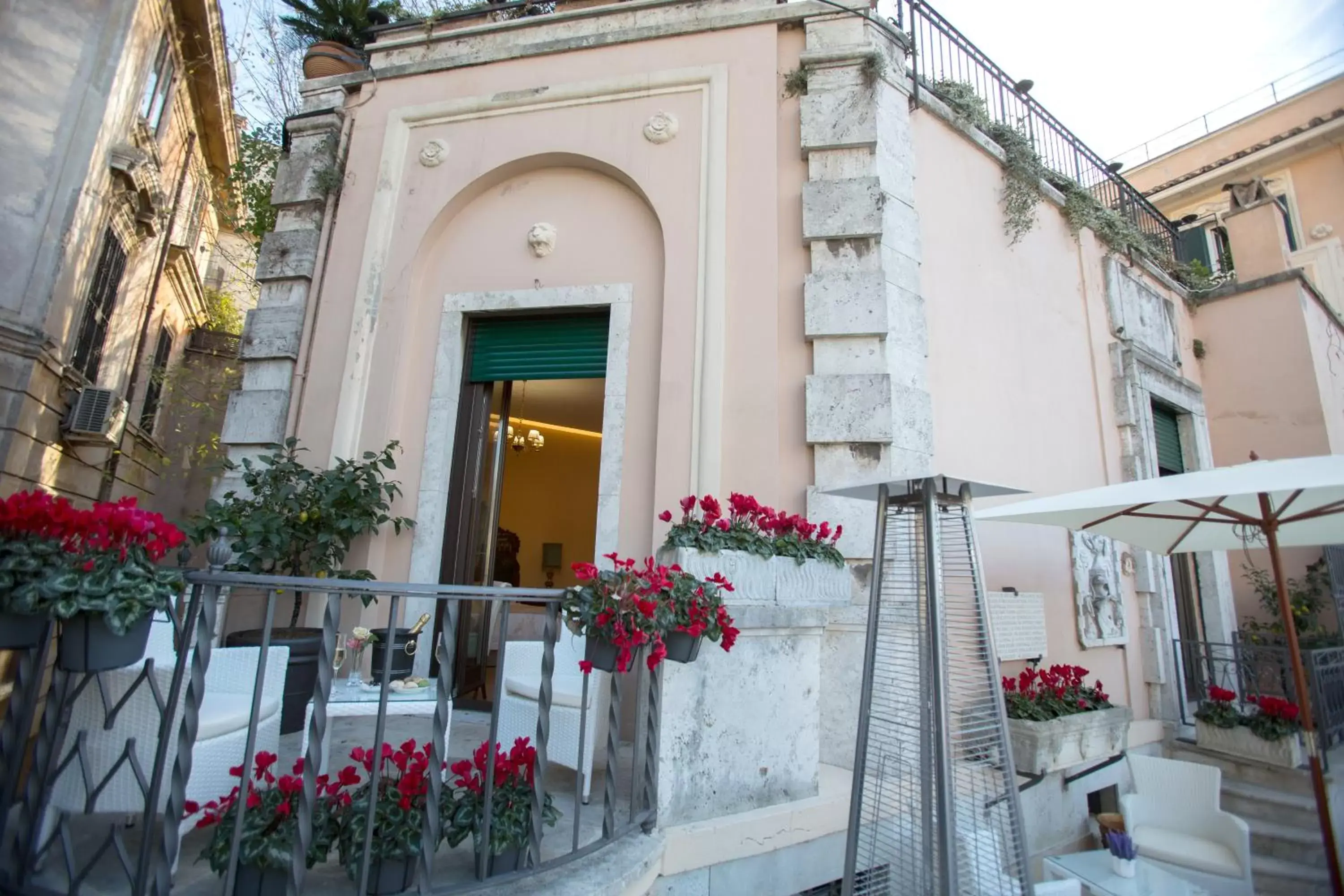 Balcony/Terrace, Property Building in Royal Suite Trinità Dei Monti