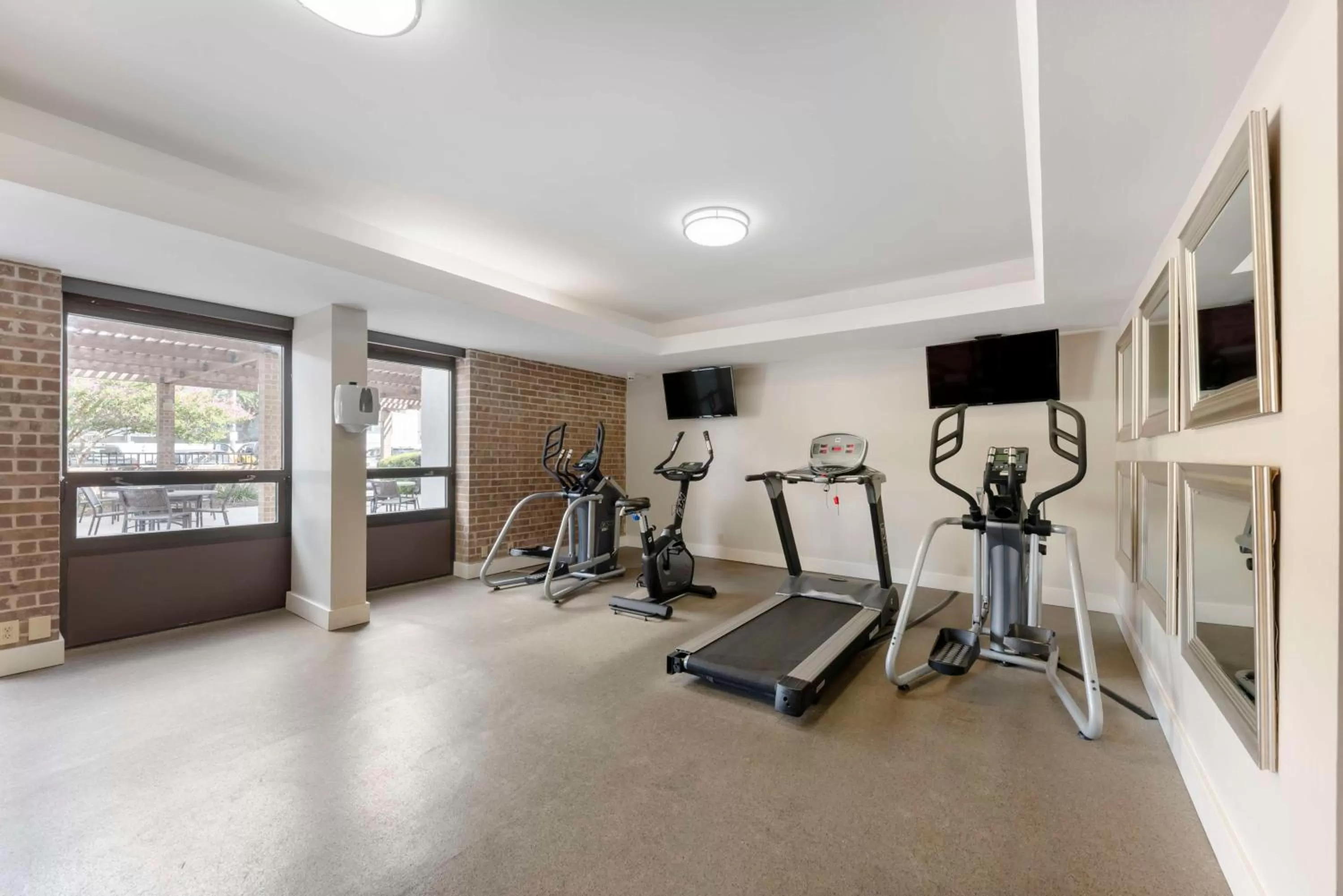 Fitness centre/facilities in Best Western Plus Austin Central