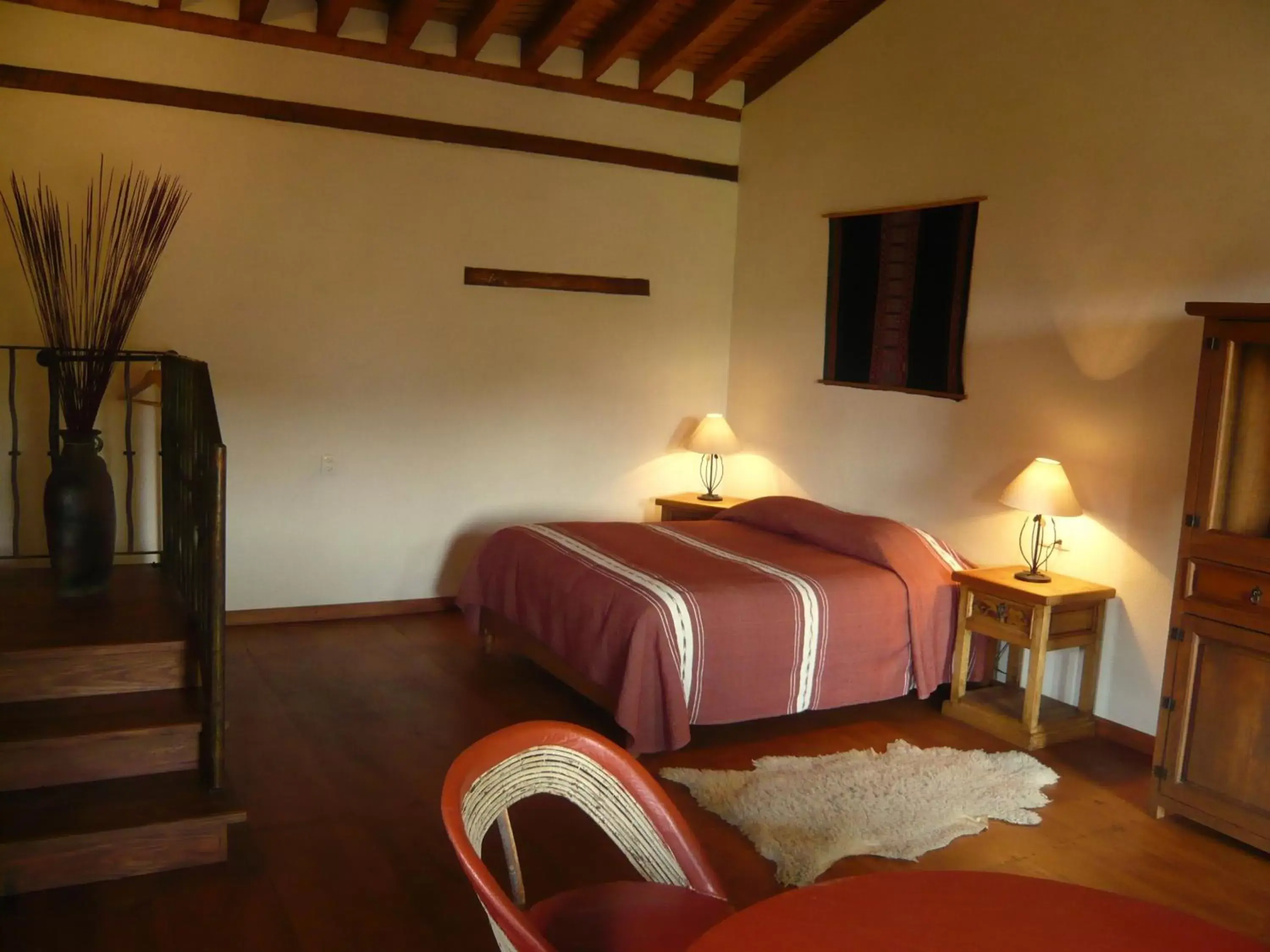 Decorative detail, Bed in Posada Yolihuani