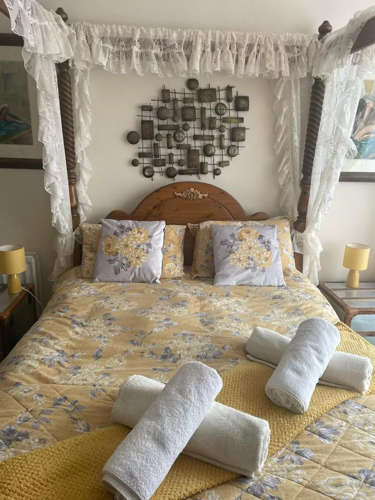 Bedroom, Bed in Riversvale Hotel