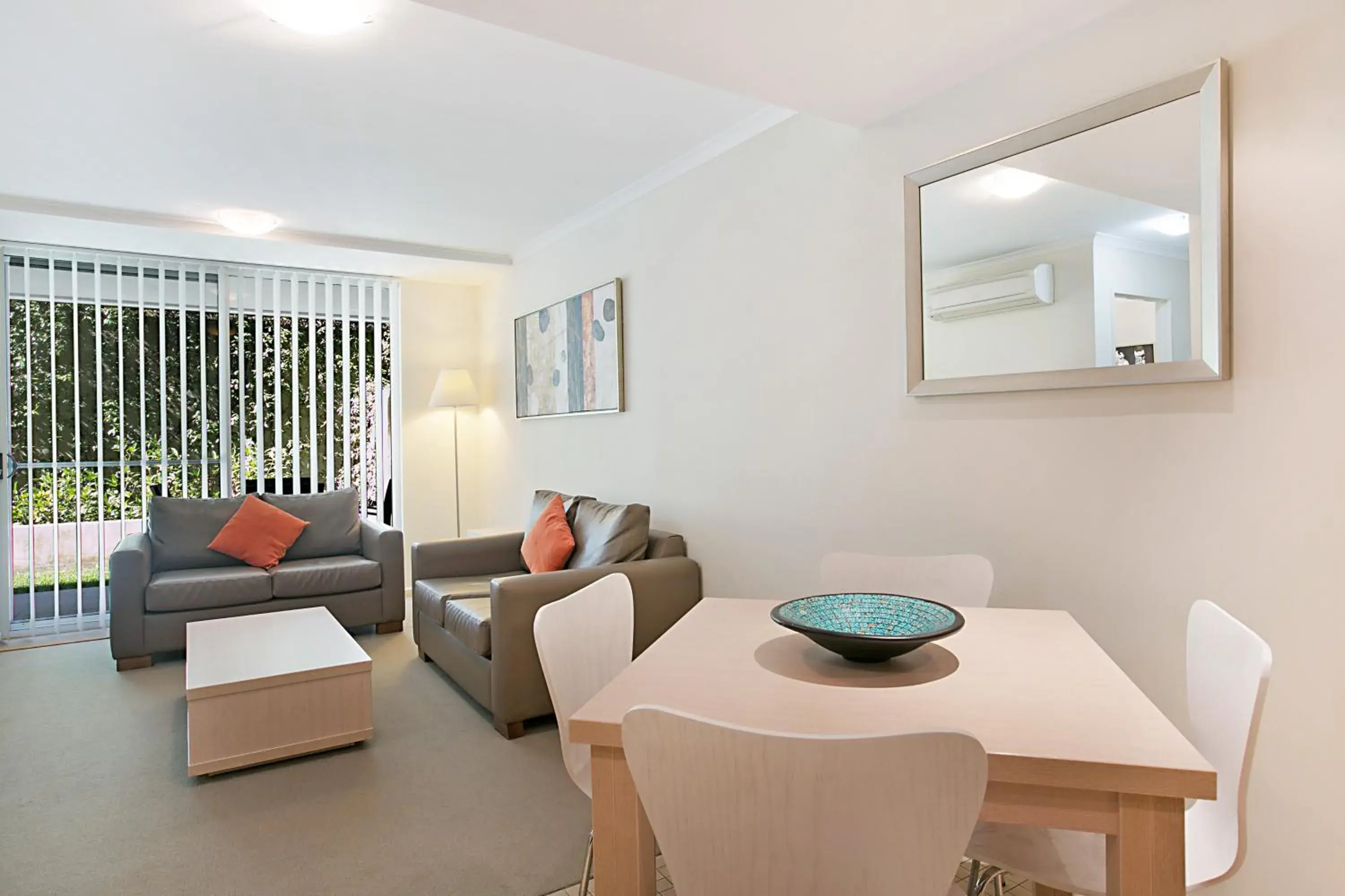 Living room, Seating Area in Mantra Nelson Bay