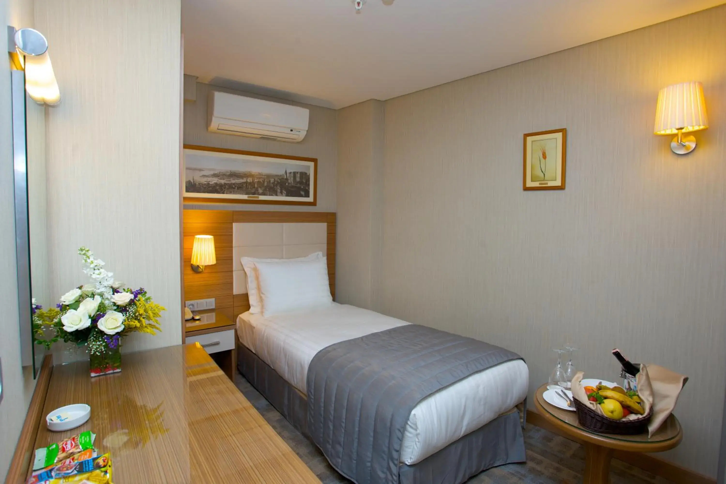Bed in Hotel Istanbul Trend
