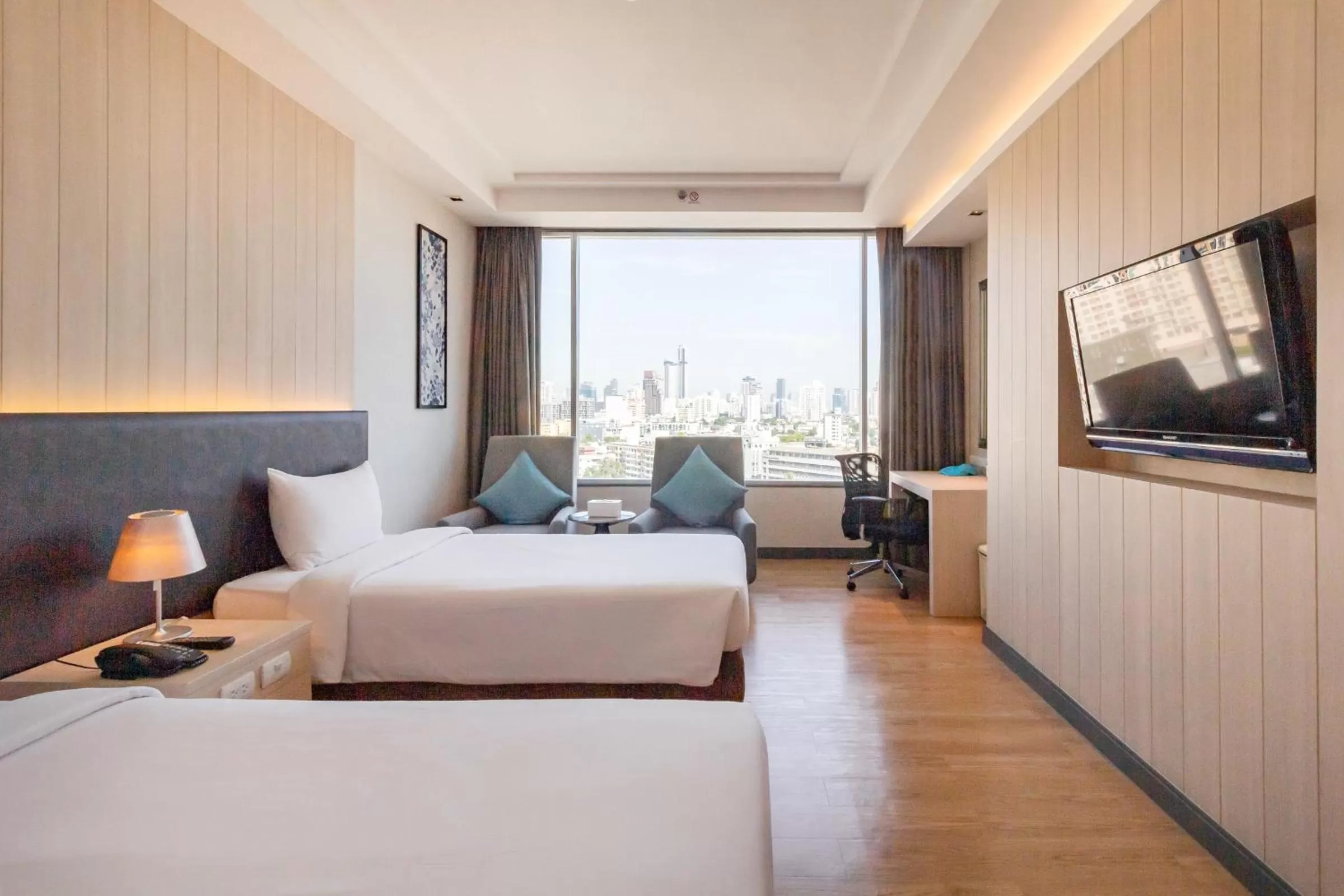 Bedroom, Bed in Jasmine Resort Bangkok