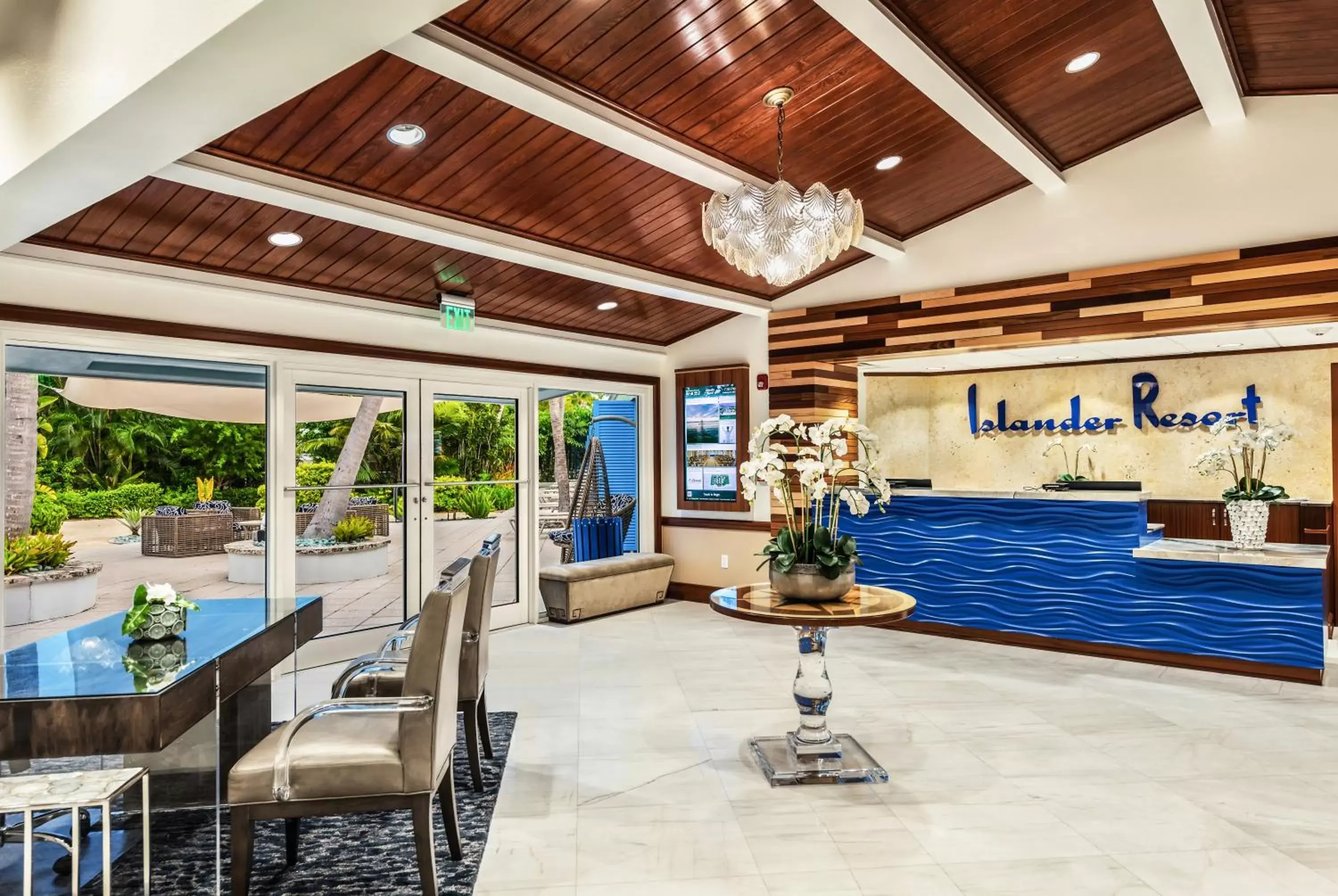 Lobby or reception in Islander Resort