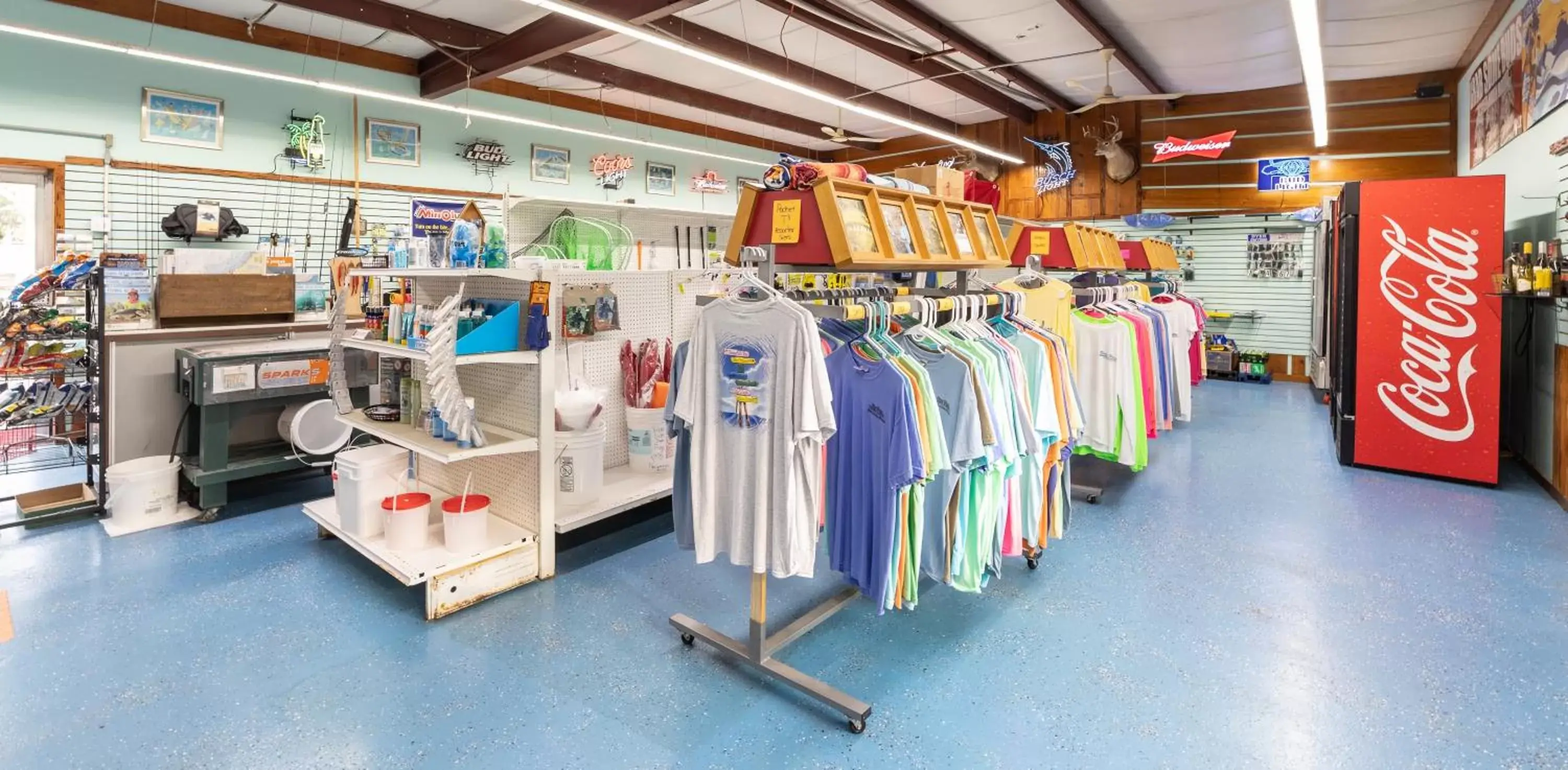 On-site shops, Supermarket/Shops in Steinhatchee River Inn and Marina