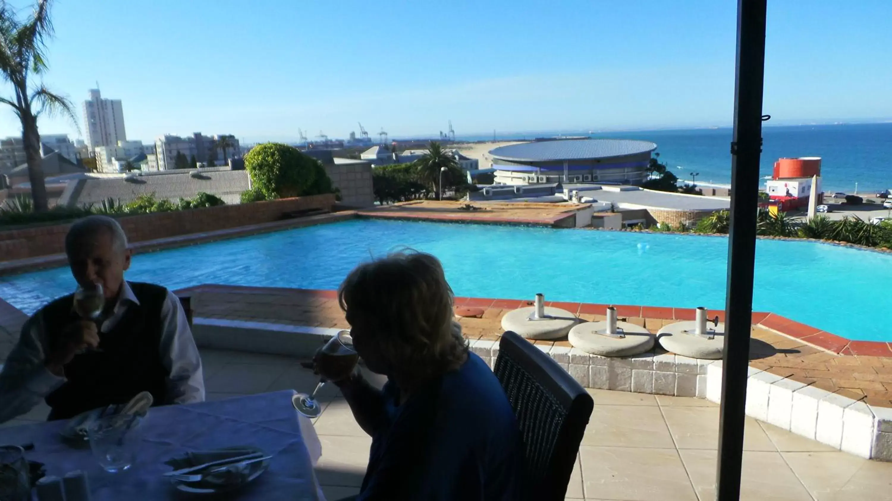 Garden, Swimming Pool in Chapman Hotel and Conference Centre