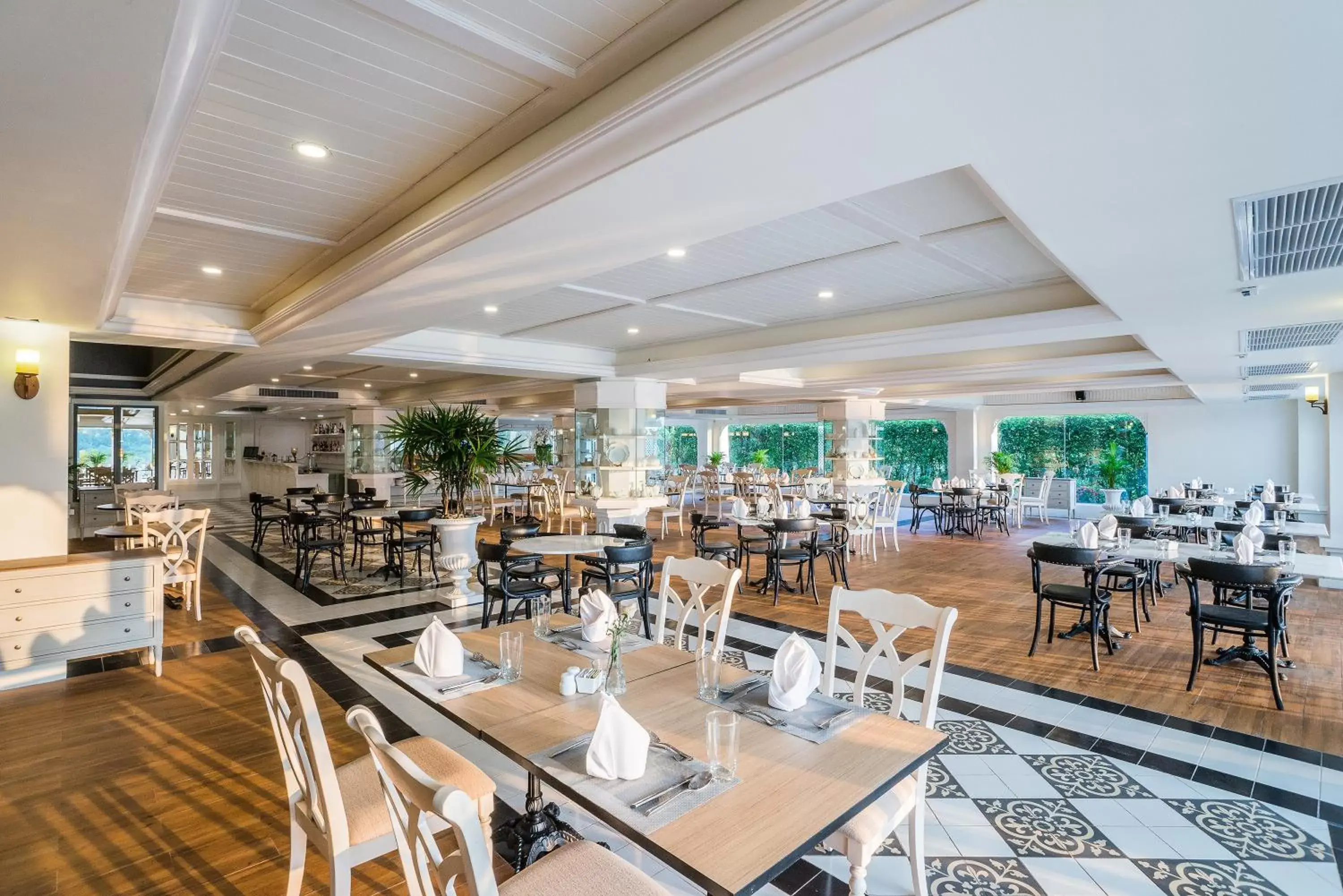 Restaurant/places to eat in Kalanan Riverside Resort Restaurant/places to eat in Kalanan Riverside Resort