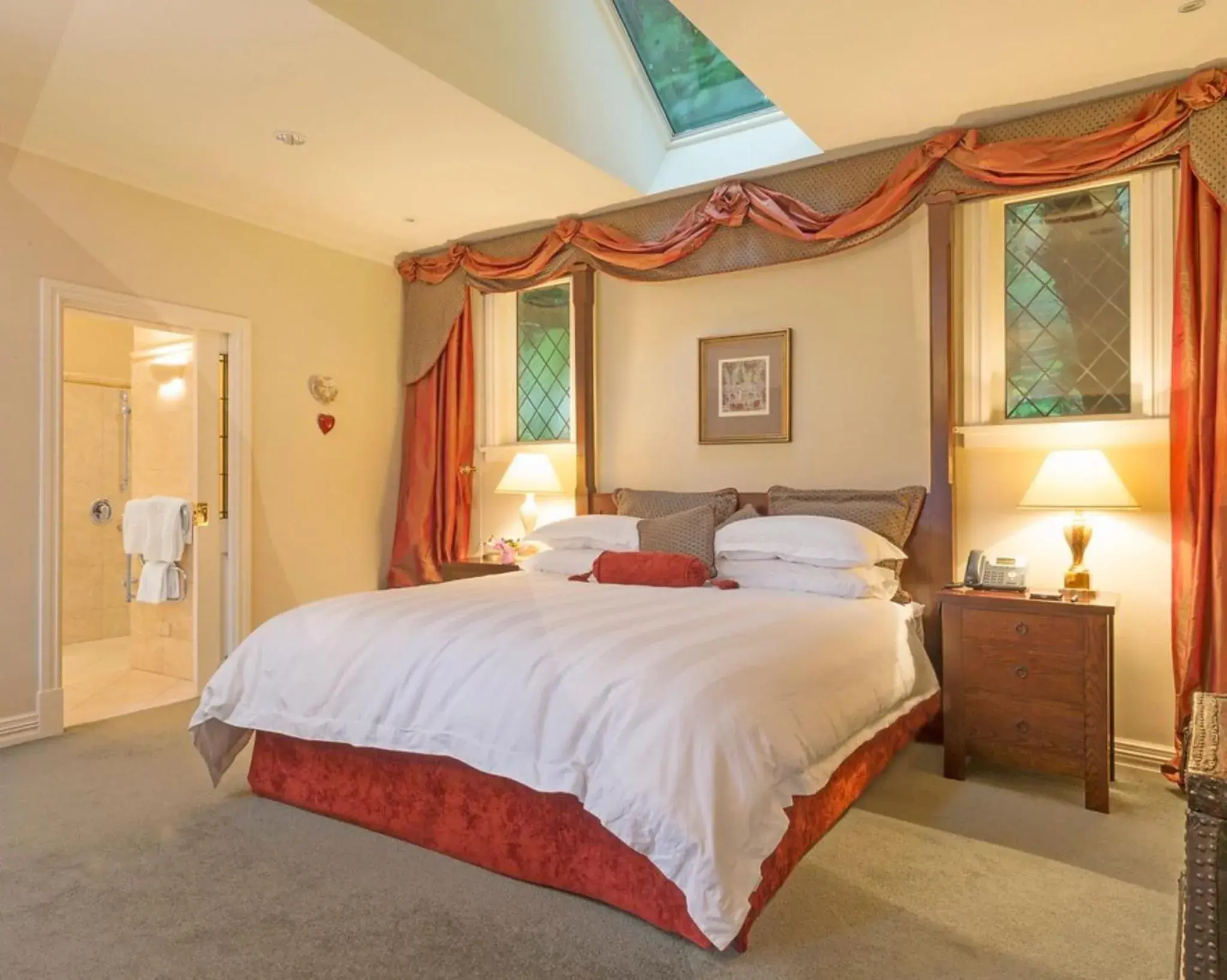 Premier One Bedroom Suite in Greenmantle Estate Hotel