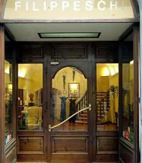 Facade/entrance in Hotel Filippeschi