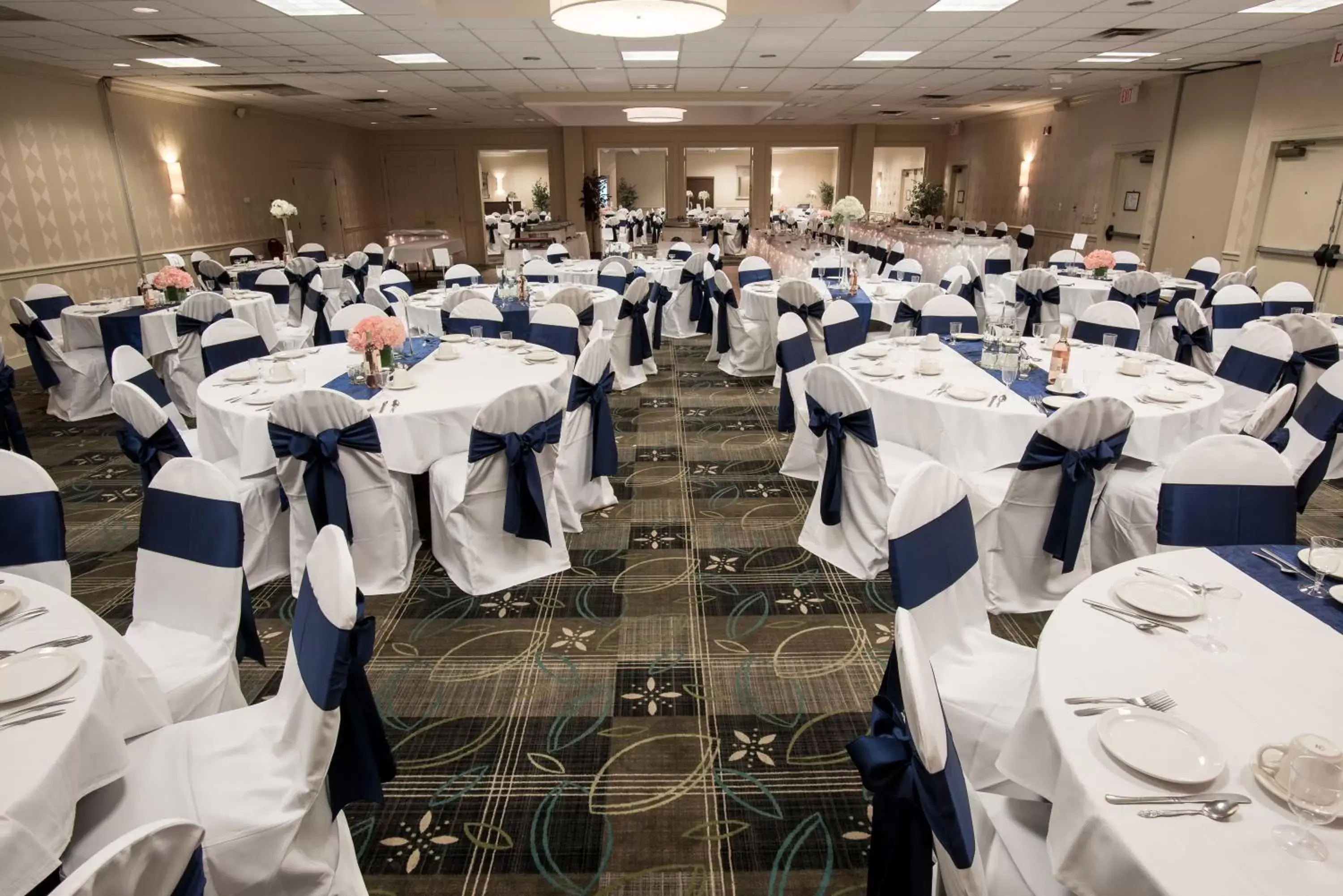 Banquet/Function facilities, Banquet Facilities in Holiday Inn Weirton-Steubenville Area