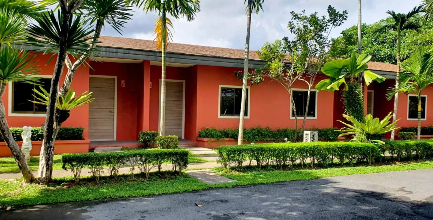 Property building in Mai Morn Resort SHA Plus