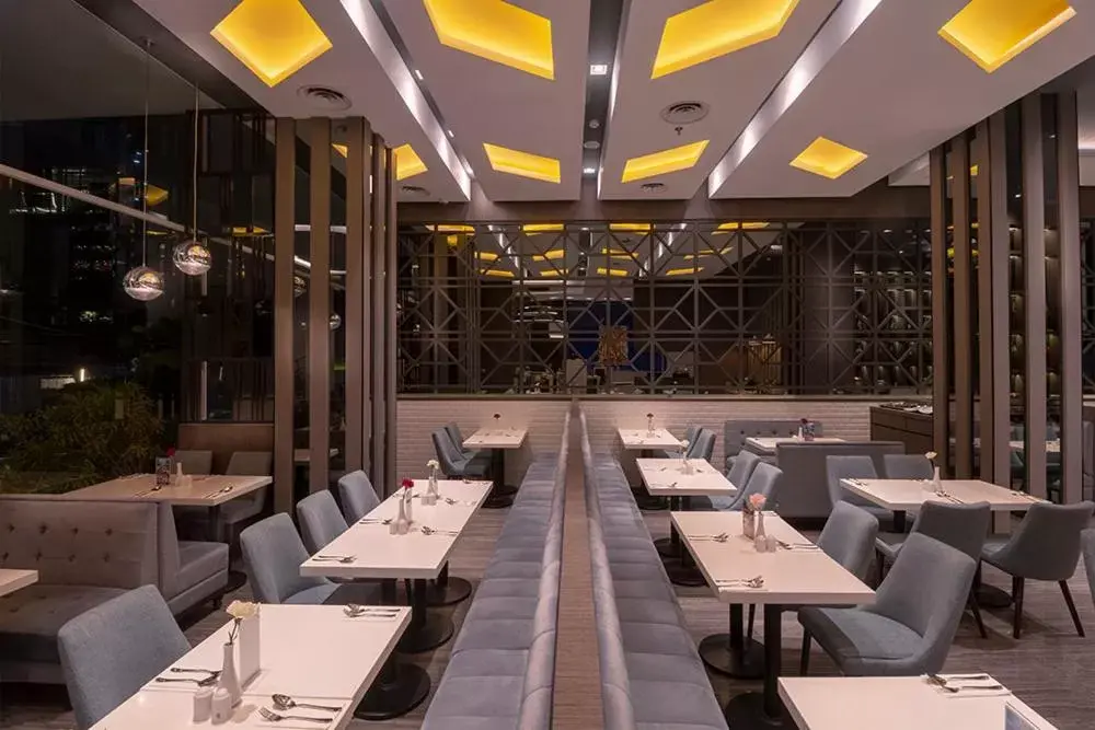 Restaurant/Places to Eat in Grand Picasso Hotel