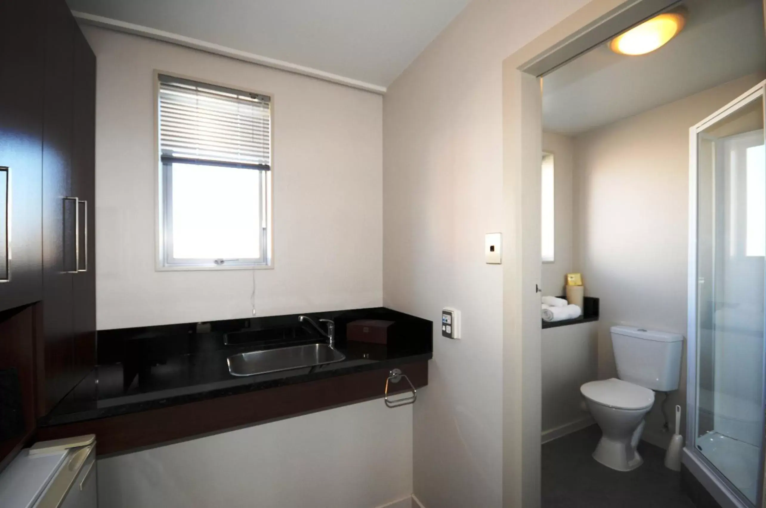 Bathroom in City Central Motel Apartments
