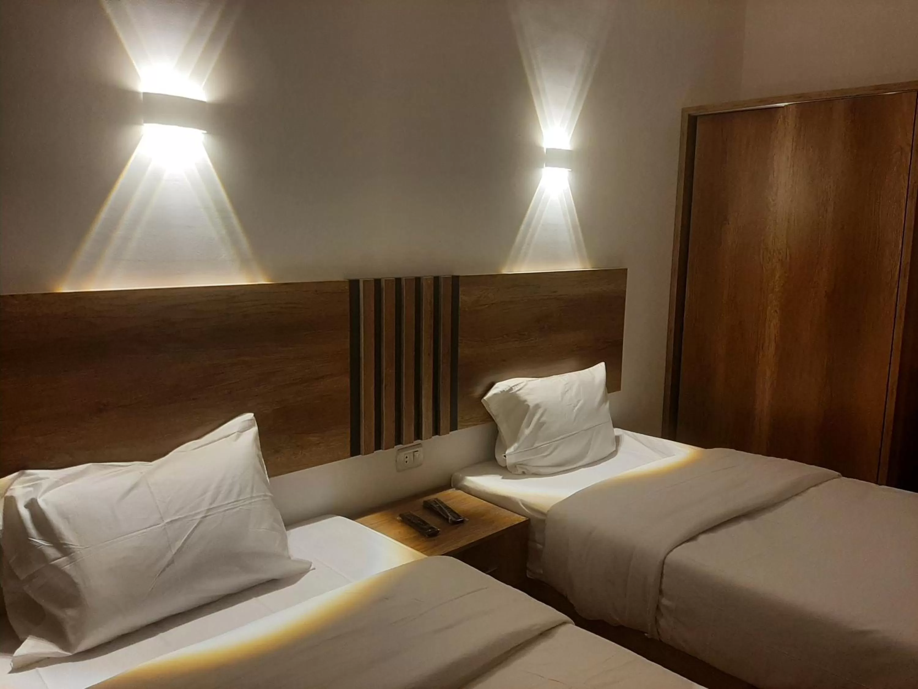 Bed in La Casa Beach