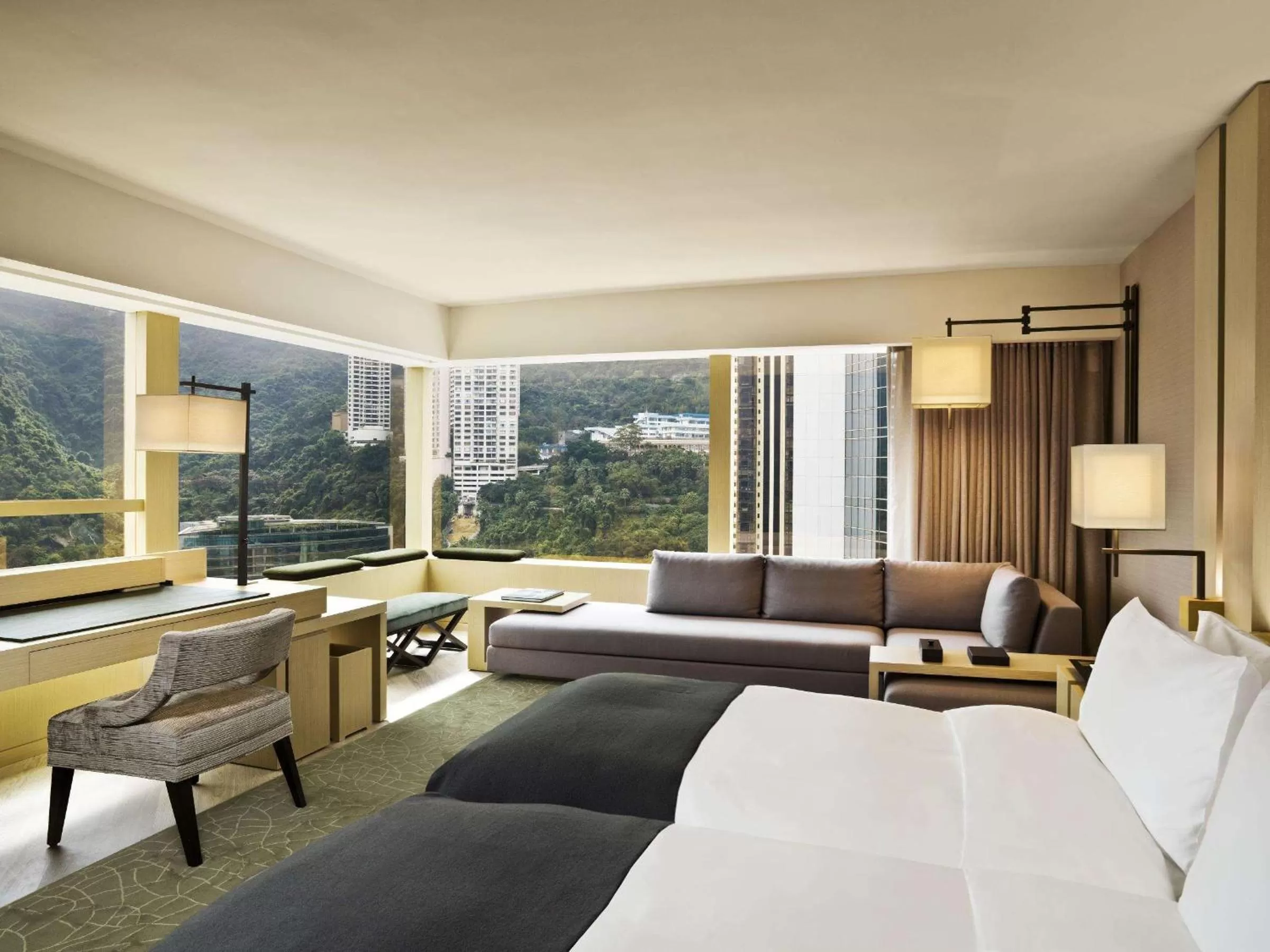 Photo of the whole room, Bed in Upper House Hong Kong