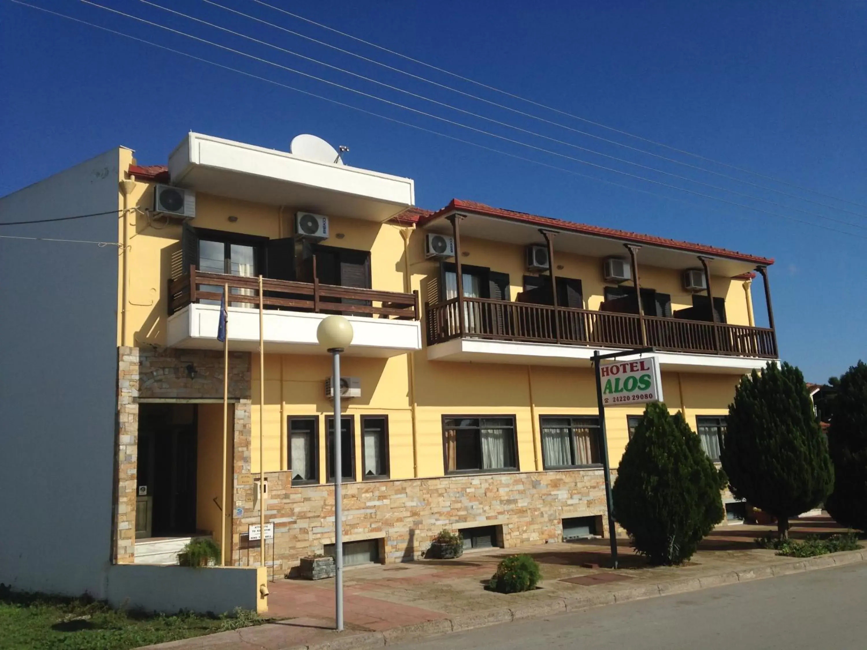 Property Building in Hotel Alos