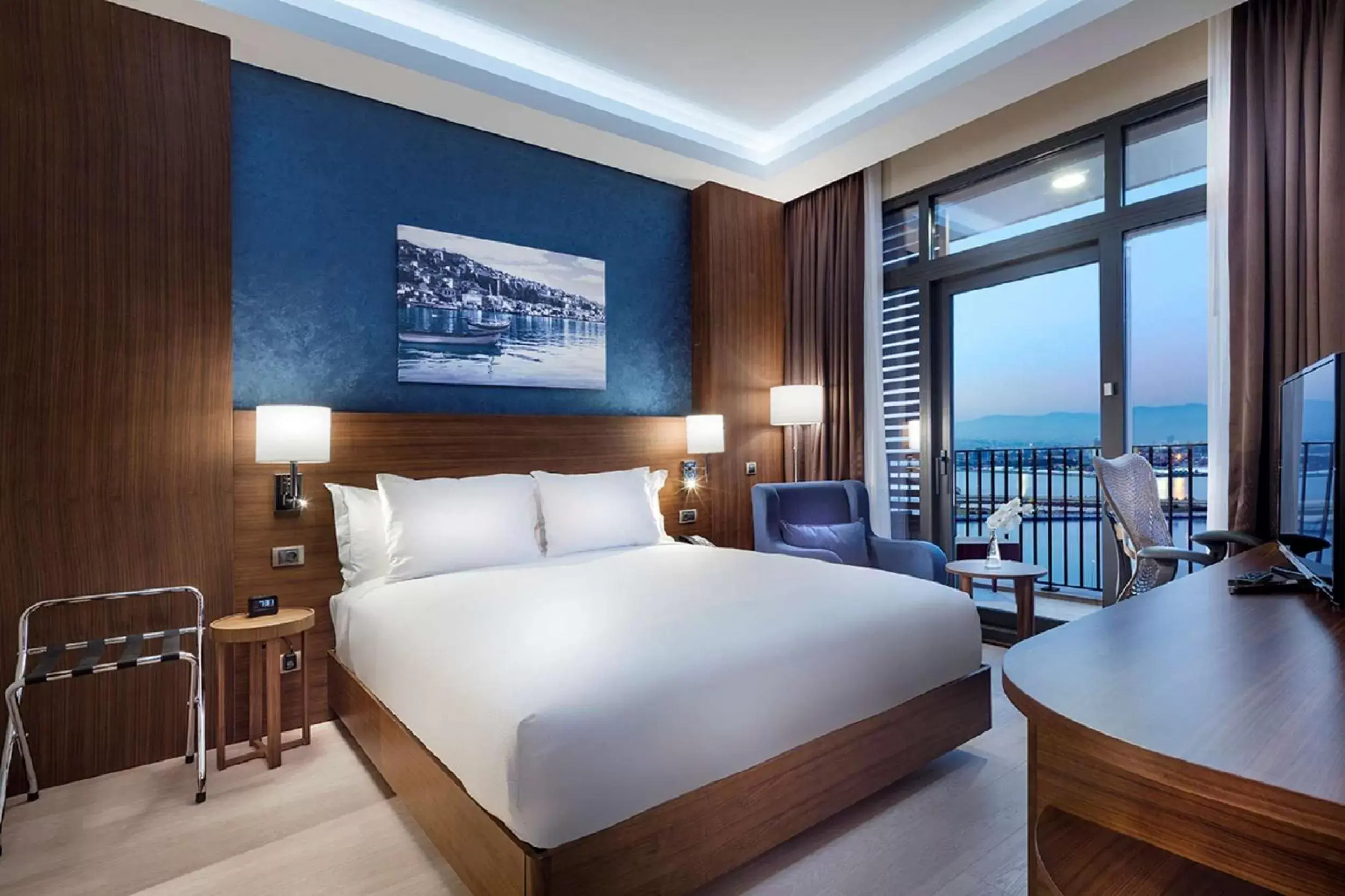 Bed in Hilton Garden Inn Izmir Bayrakli
