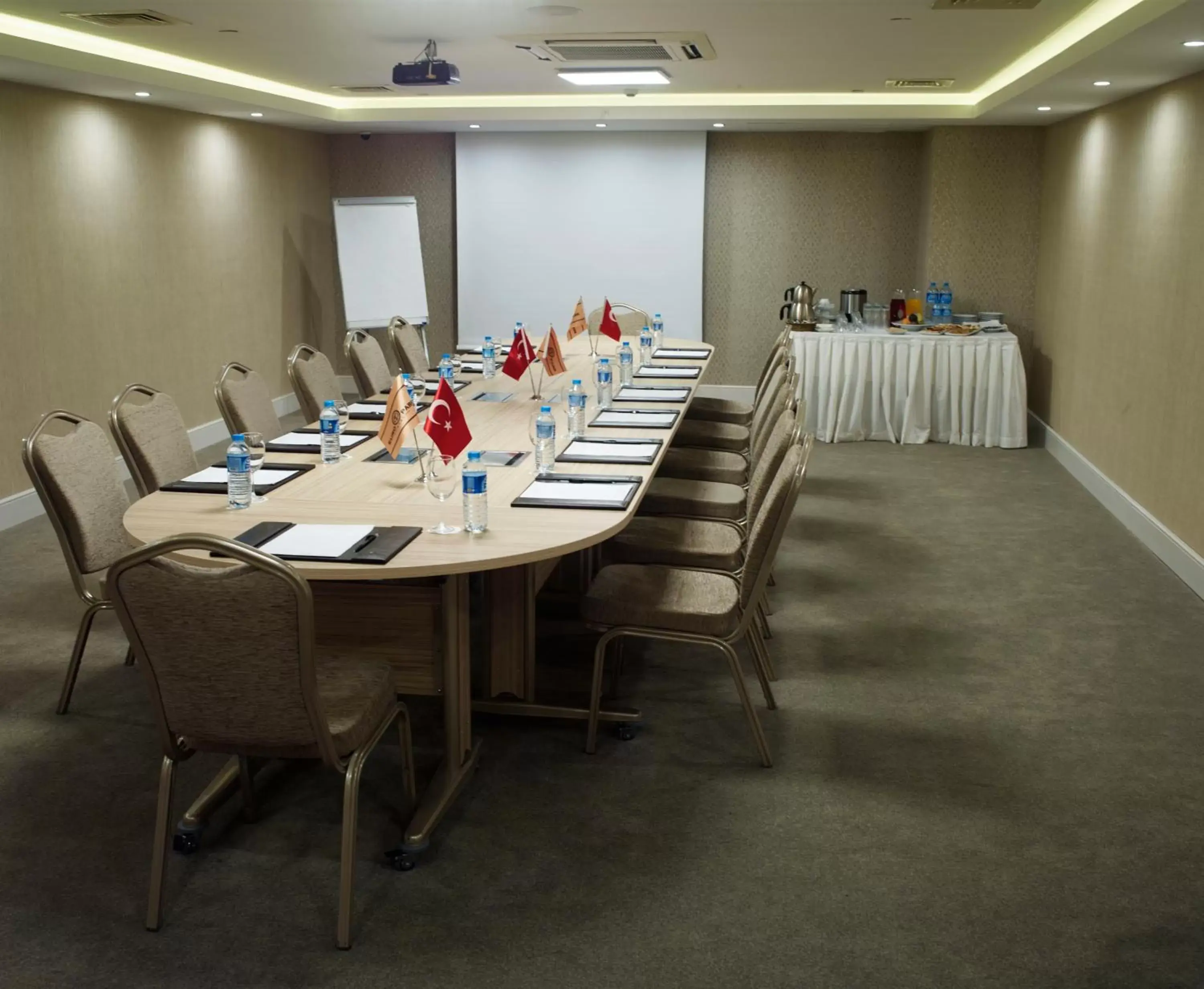 Business facilities in Euro Park Otel