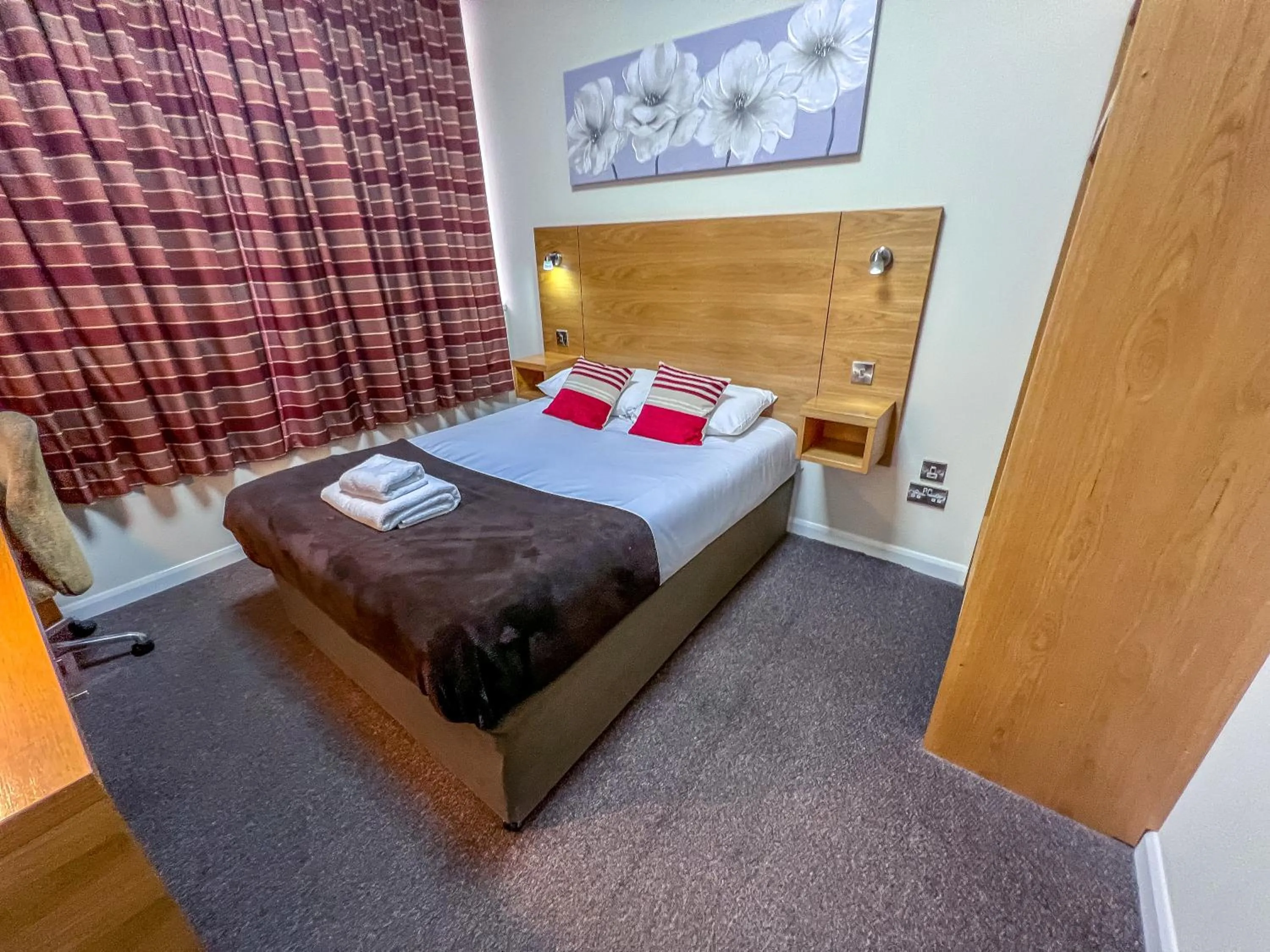 Bedroom in County Hall Apartment Hotel