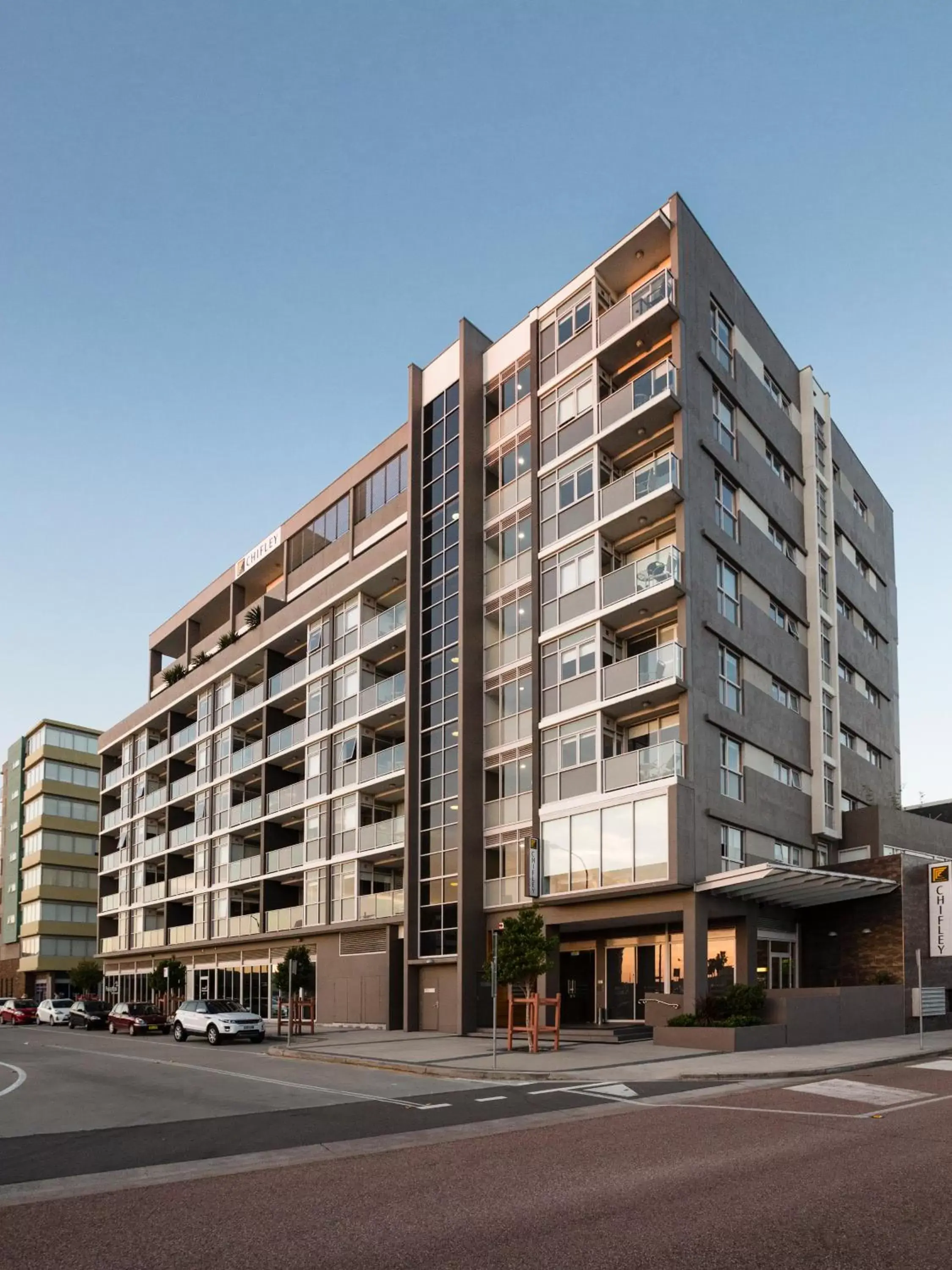 Facade/entrance, Property Building in Honeysuckle Executive Apartments