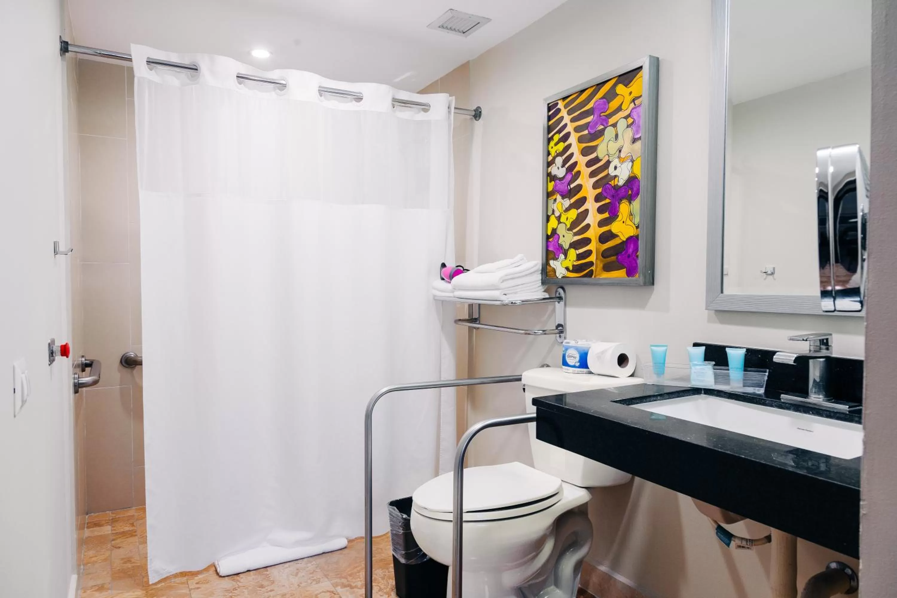 Photo of the whole room in Crowne Plaza San Salvador, an IHG Hotel