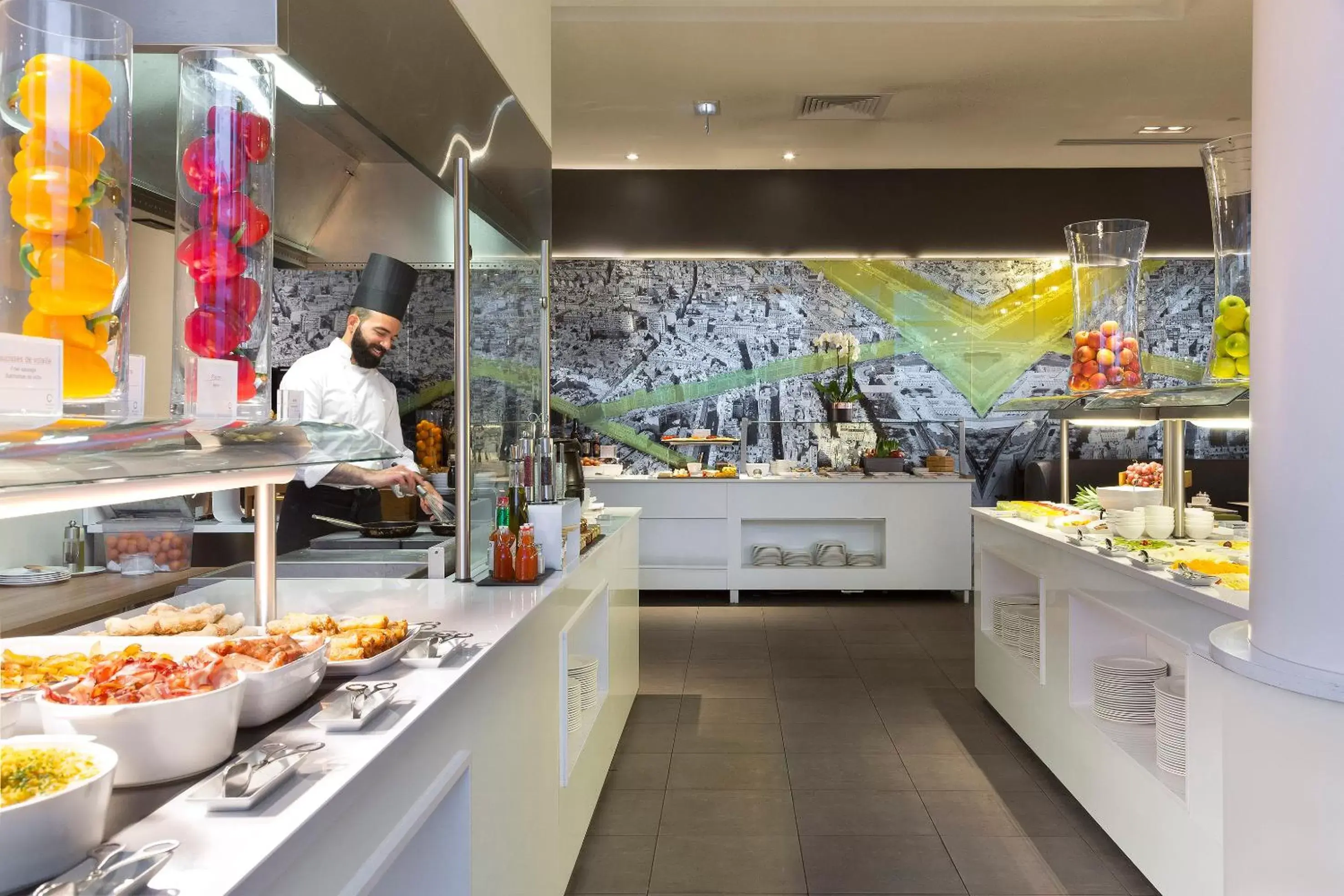 Restaurant/places to eat in Melia Paris La Defense Restaurant/places to eat in Melia Paris La Defense