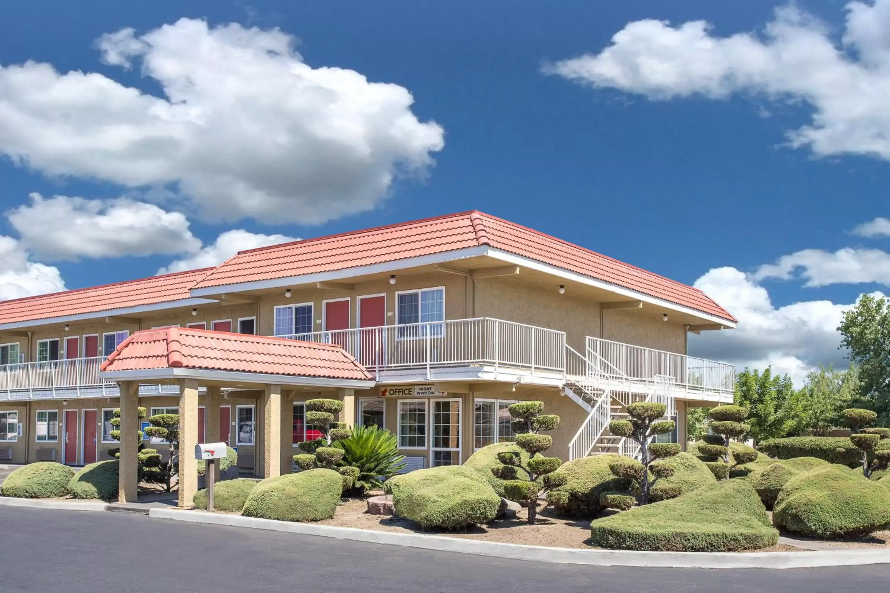 Facade/entrance, Property Building in Days Inn by Wyndham Turlock