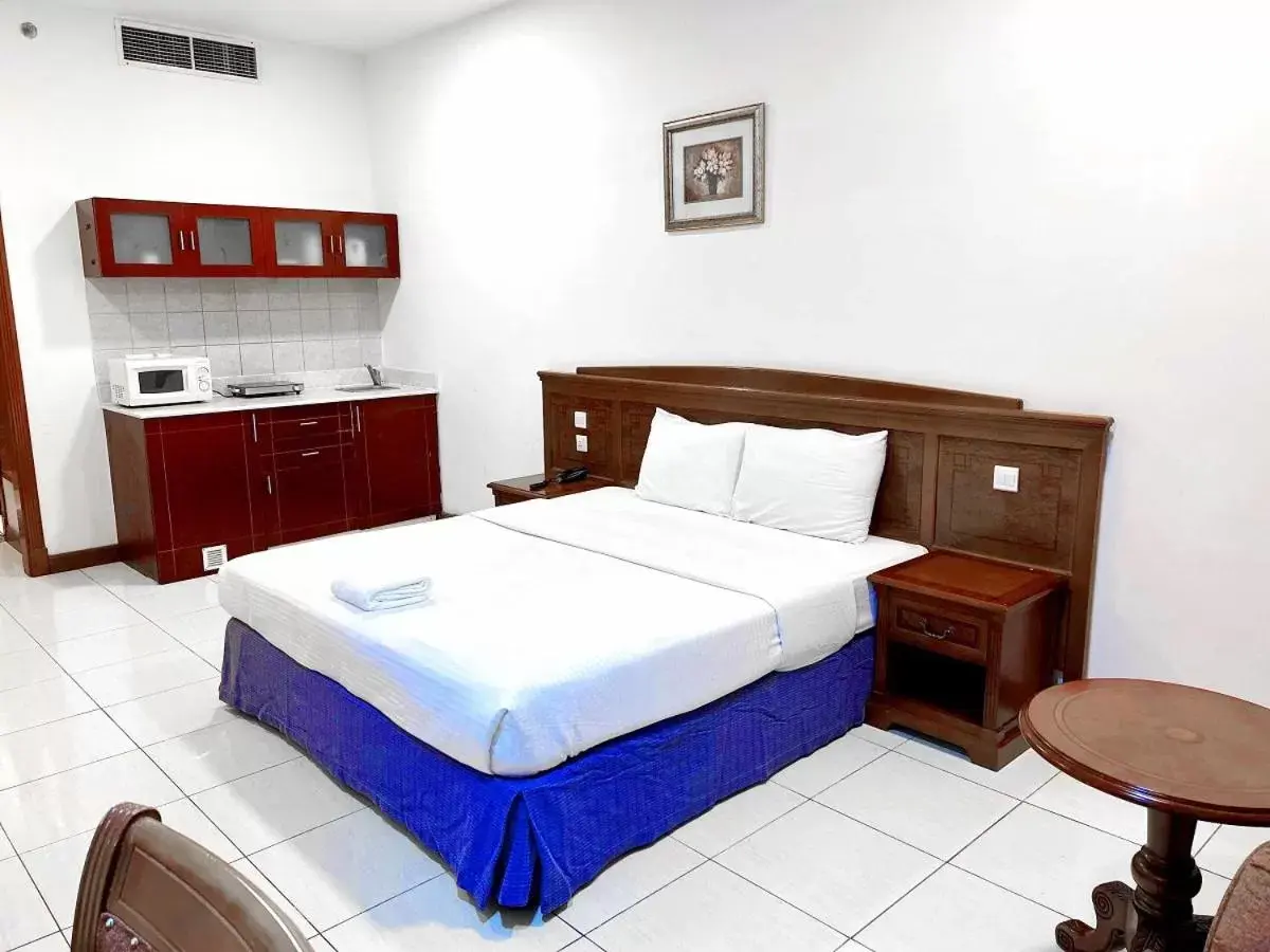 Bed in Moon Valley Hotel Apartment - Bur Dubai, Burjuman