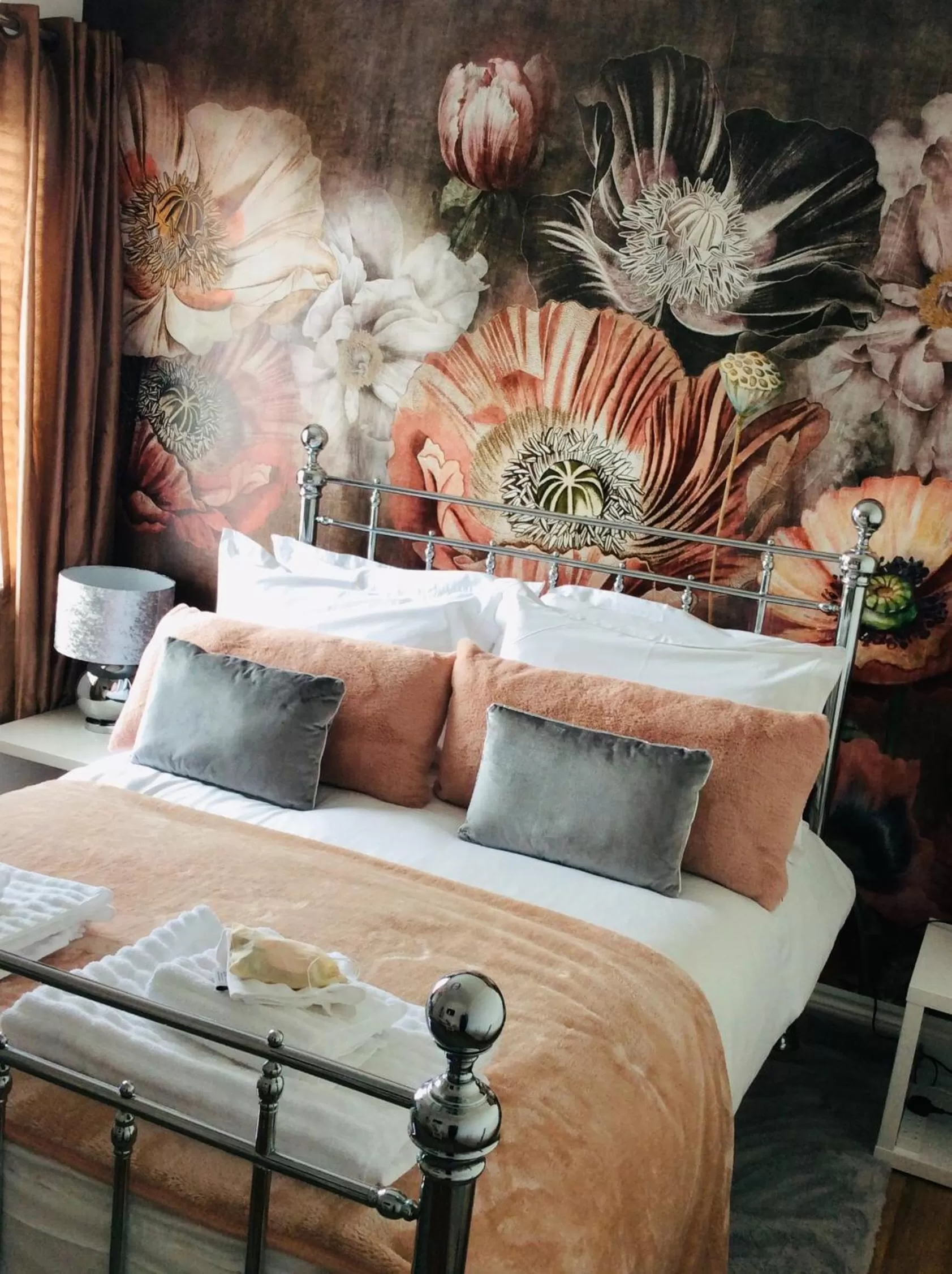 Bed in One ninety Boutique Accommodation