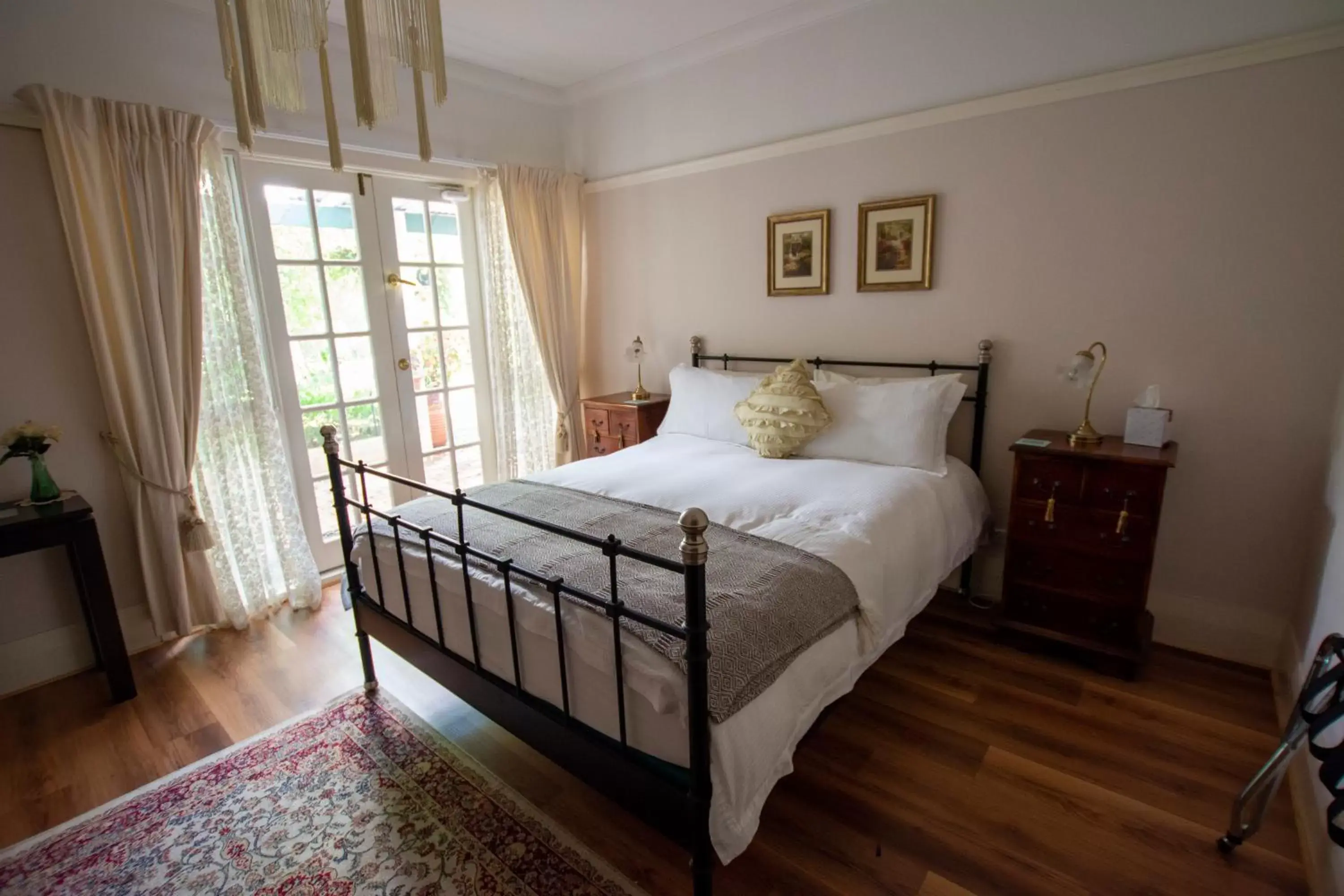 Bedroom, Bed in Rosebridge House Bed & Breakfast Adult Retreat