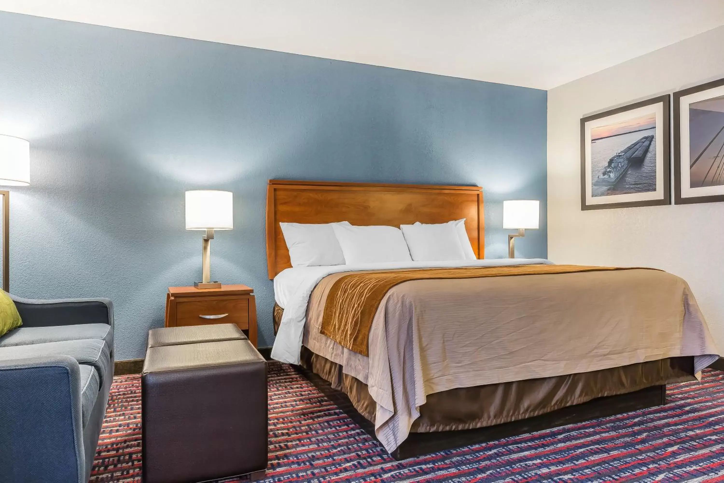 King Room - Non-Smoking in Comfort Inn Alton near I-255