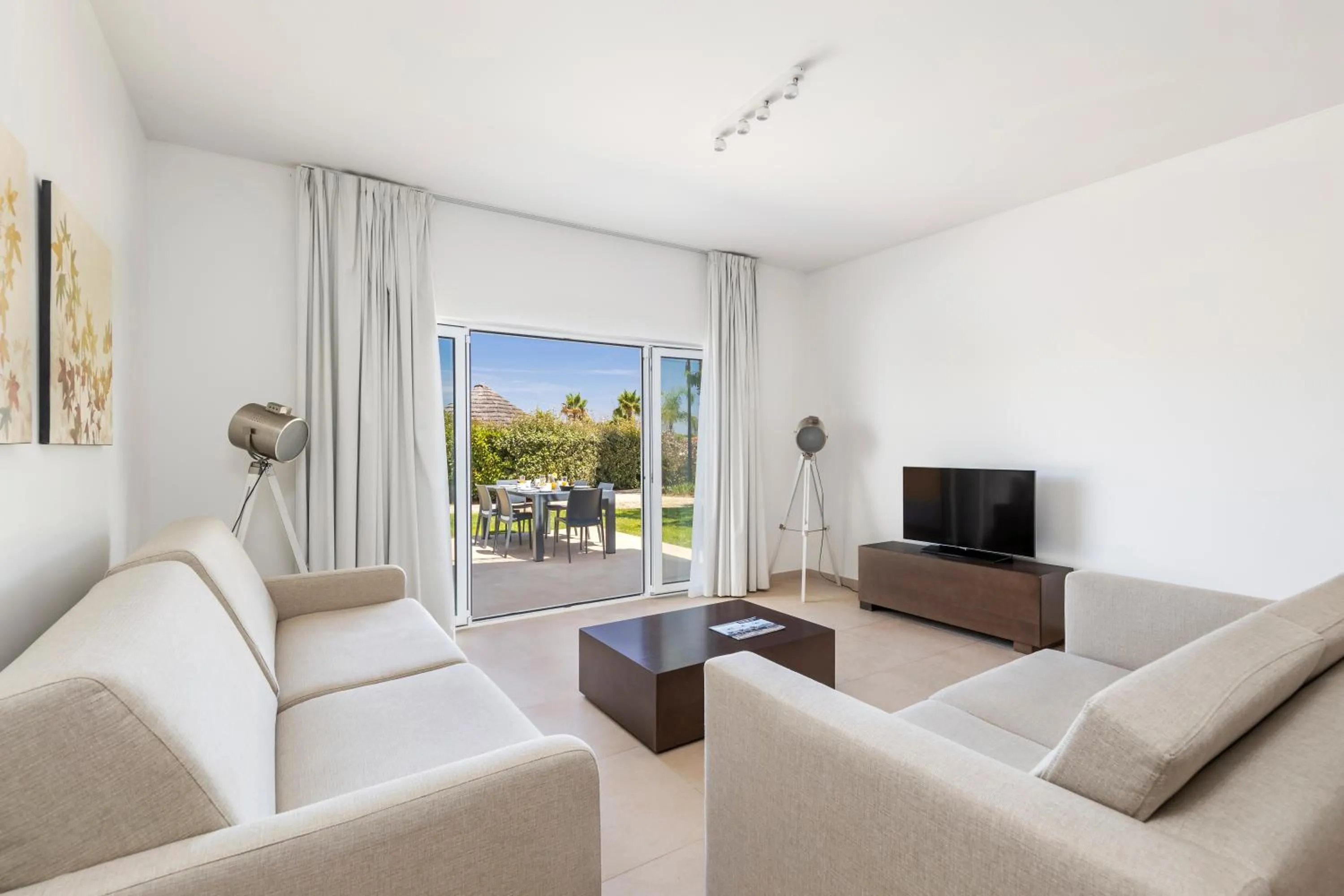 TV and multimedia in Eden Villas & Apartments