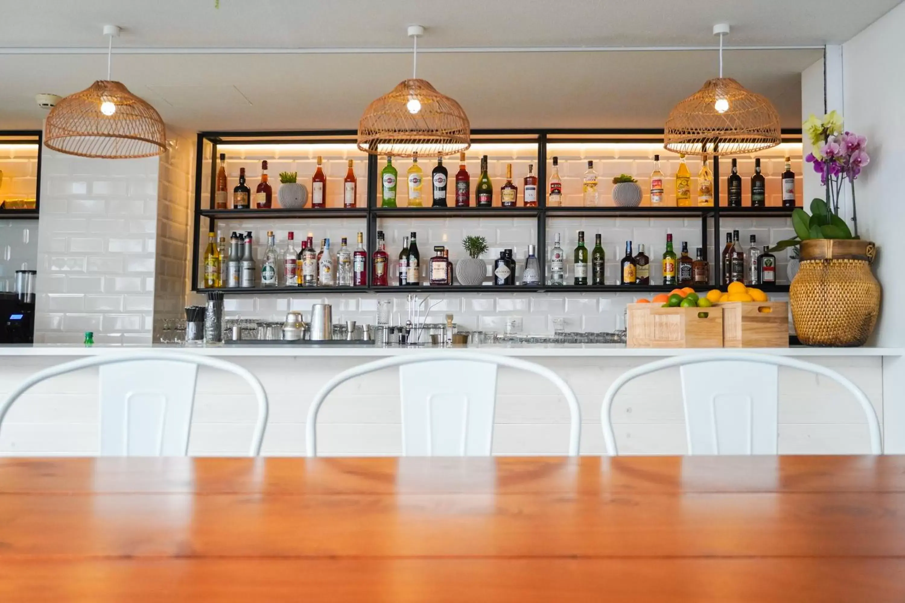 Restaurant/places to eat, Lounge/Bar in Calheta Beach - All-inclusive - Savoy Signature