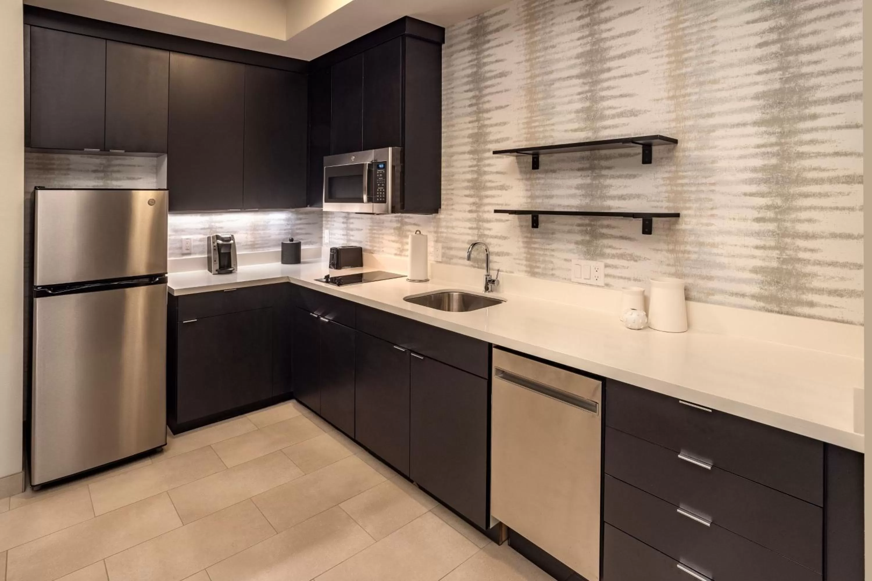 King Studio Suite with Sofa Bed - Hearing Accessible in Residence Inn by Marriott Wenatchee