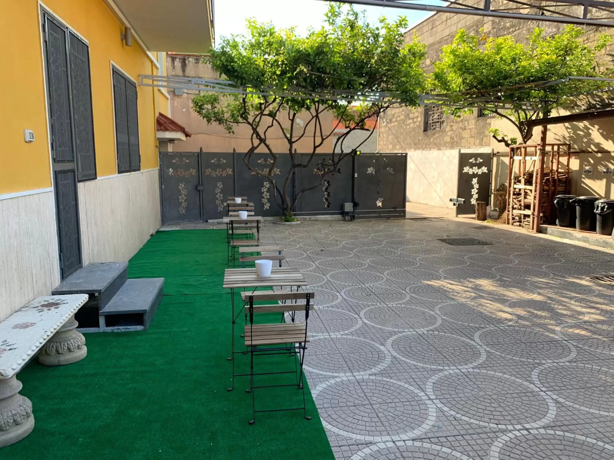 Facade/entrance in Villa Manto Bed and Breakfast - Torre Annunziata Pompei