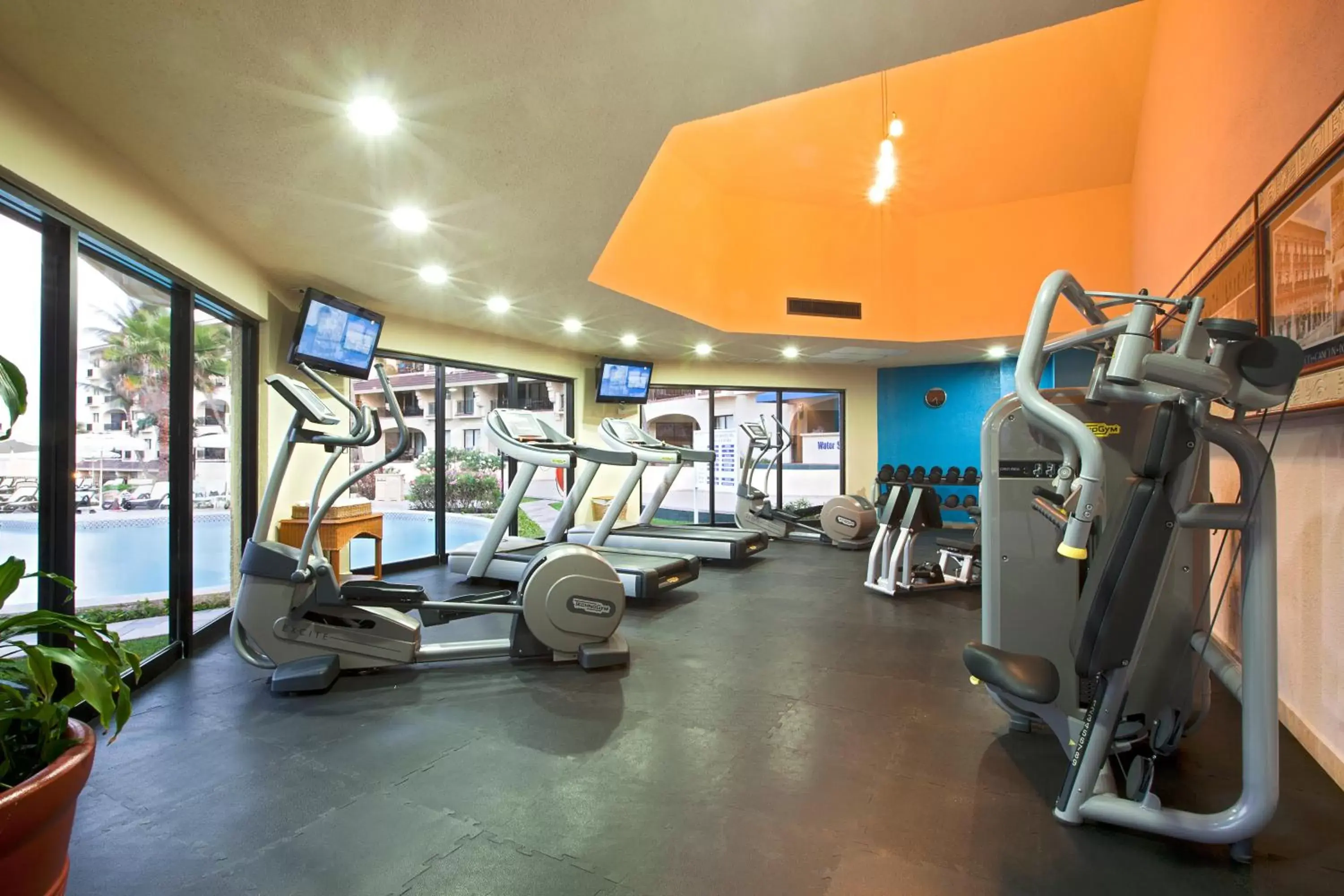Fitness centre/facilities, Fitness Center/Facilities in Emporio Cancun - Optional All Inclusive