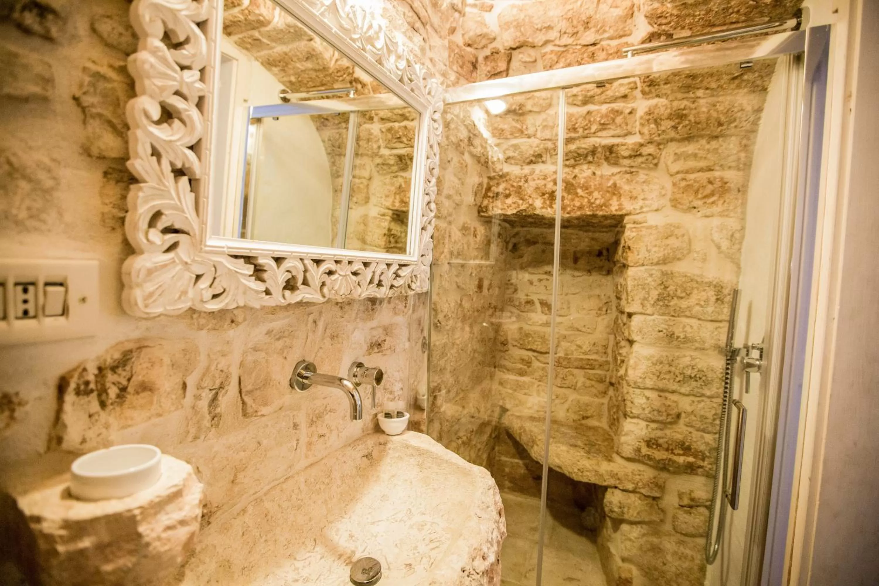 Bathroom in Trulli Antichi Mestieri - Widespread Trulli in the historic center