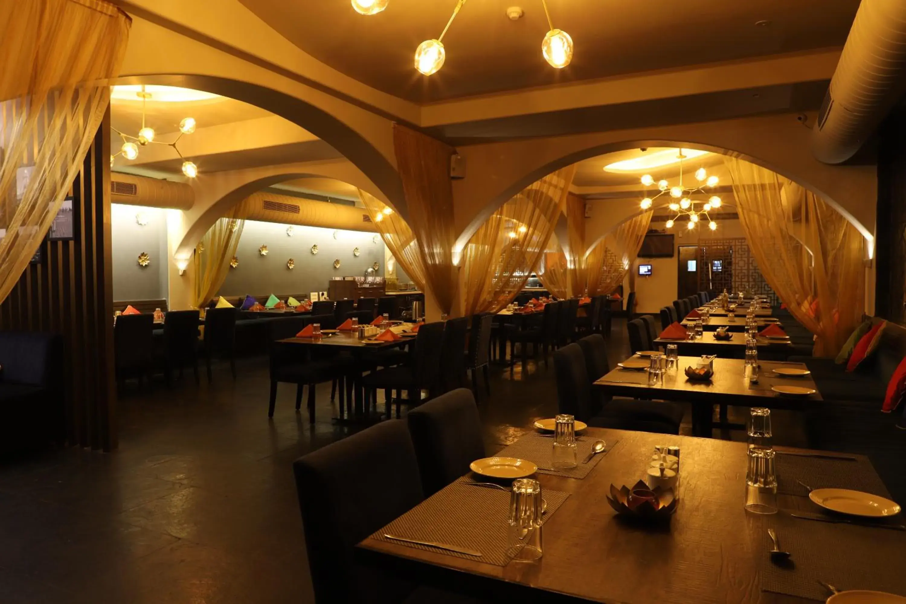 Restaurant/places to eat in The Purple Leaf Hotels Restaurant/places to eat in The Purple Leaf Hotels