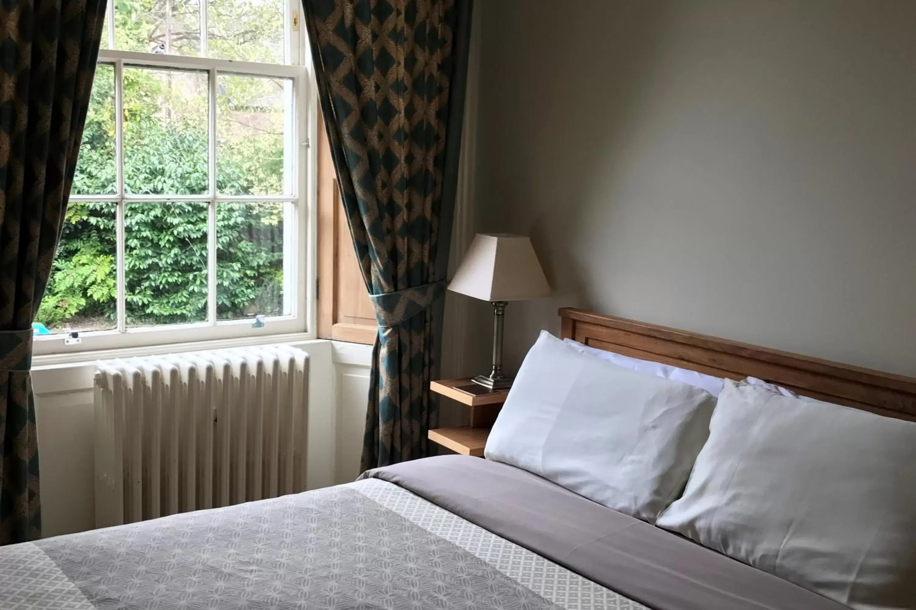 Bedroom, Bed in Ashtree House Hotel, Glasgow Airport & Paisley